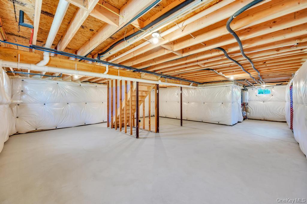 77 Carlton Avenue Property Photo 39