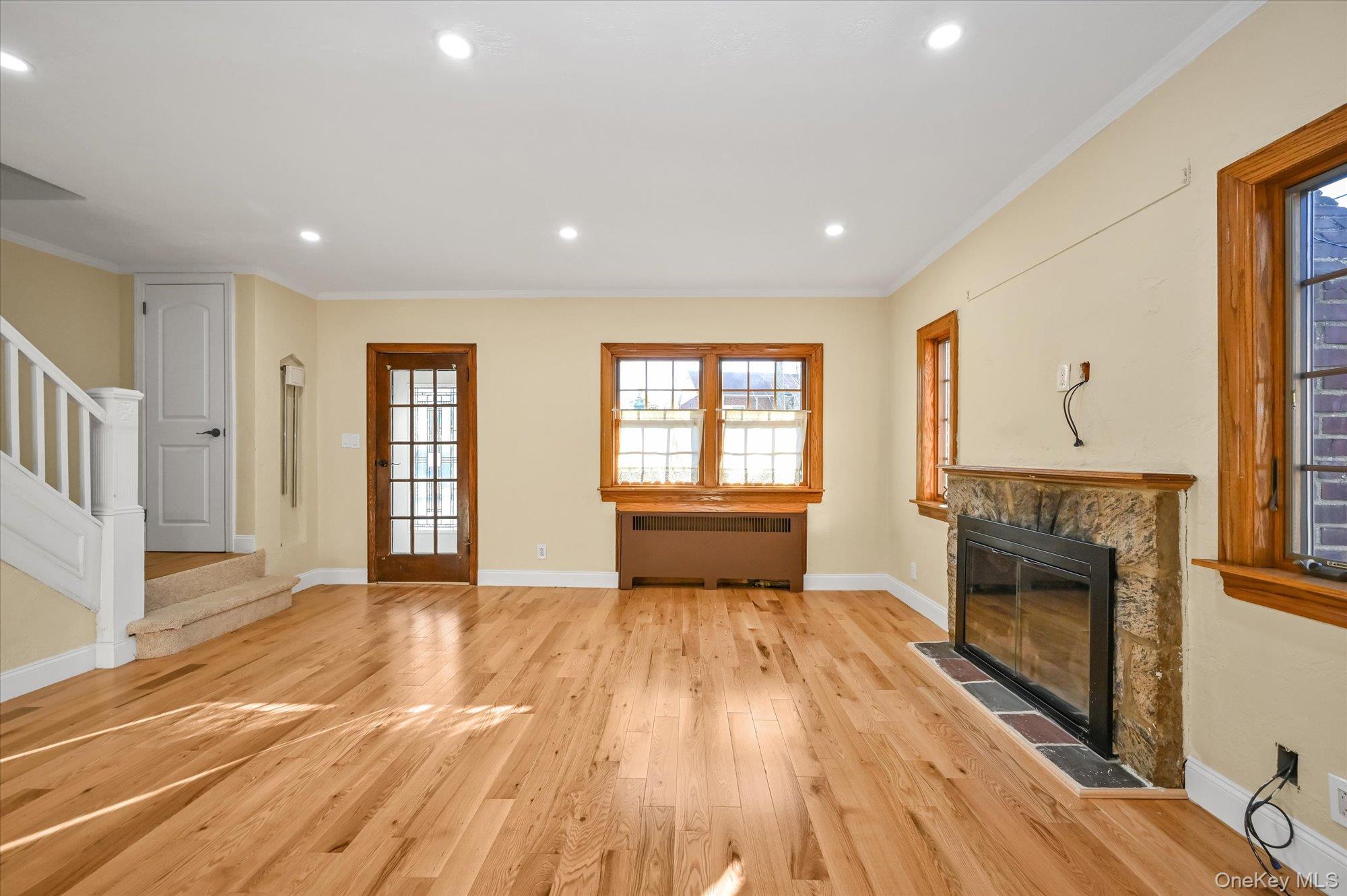 85-11 Eton Street Property Photo 2