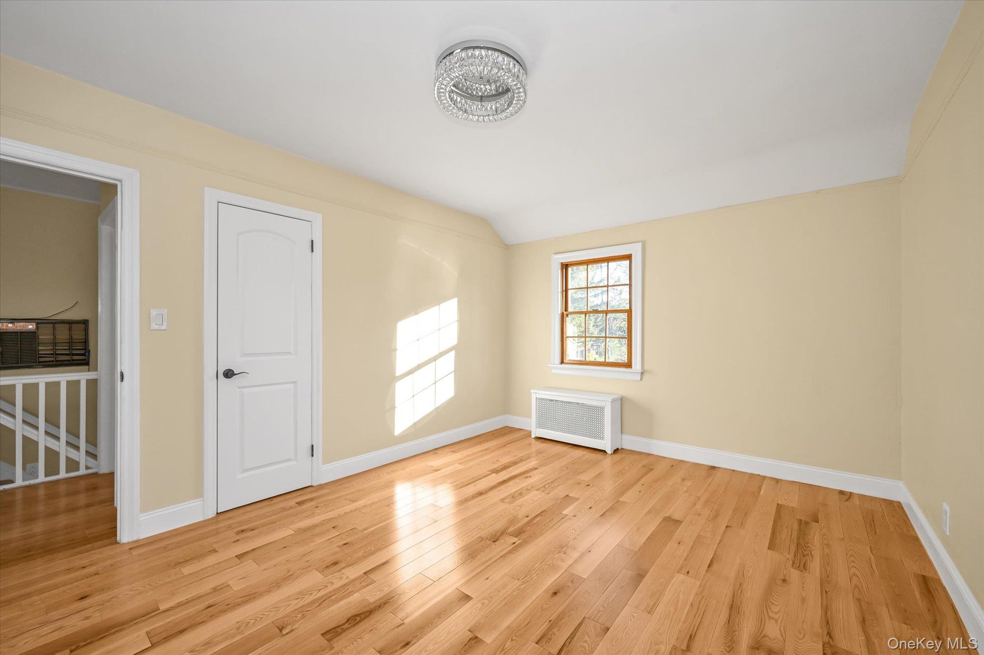 85-11 Eton Street Property Photo 12