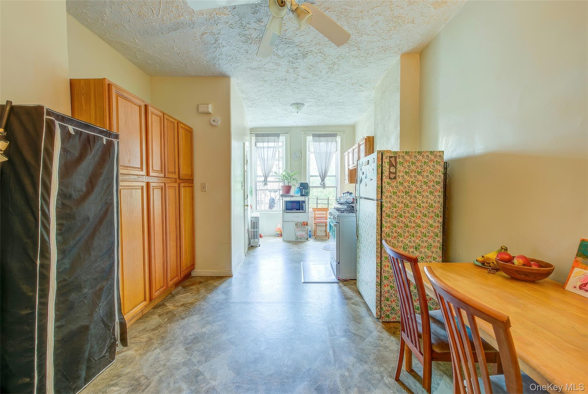 1718 Himrod Street Property Photo 5