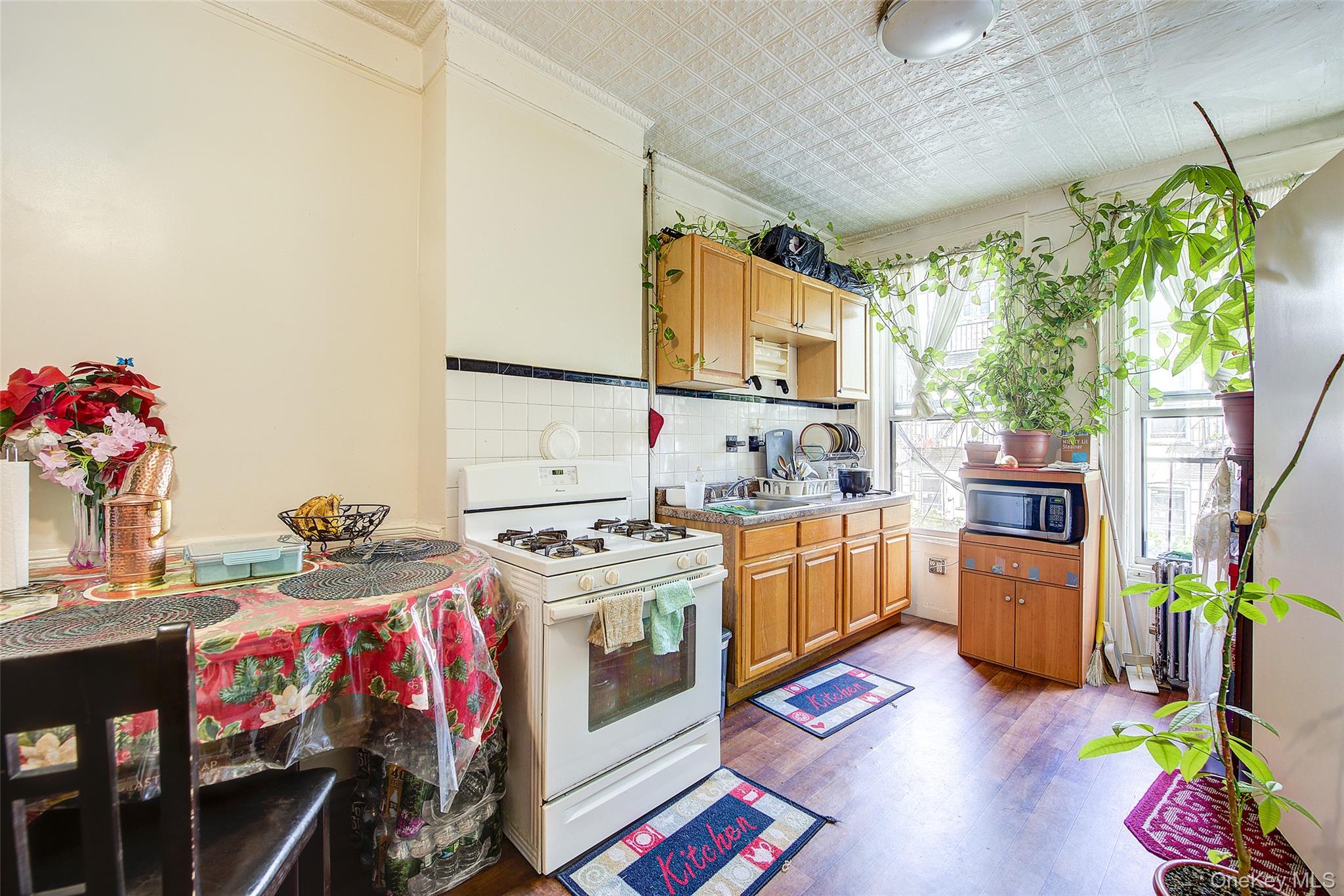 1718 Himrod Street Property Photo 21