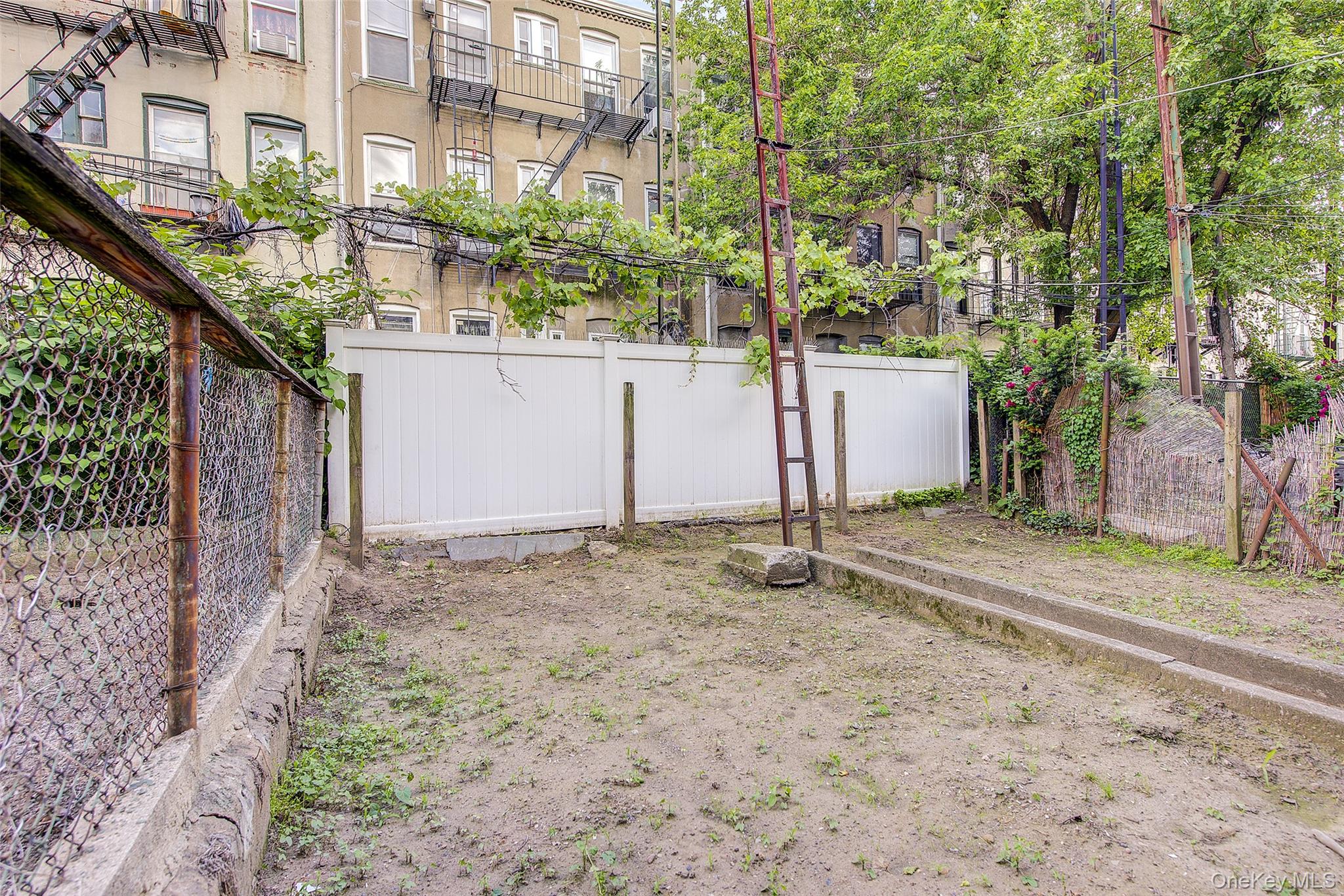 1718 Himrod Street Property Photo 30