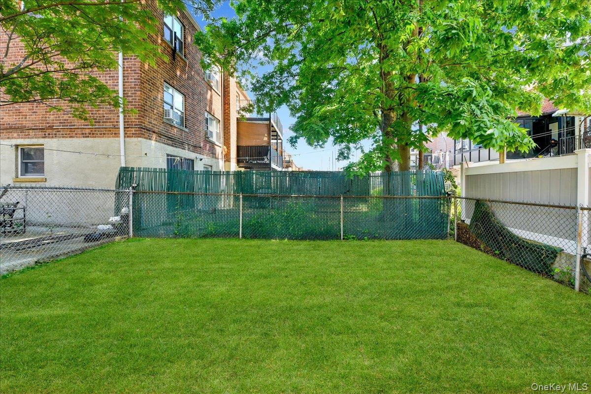 932 Neill Avenue Property Photo 2