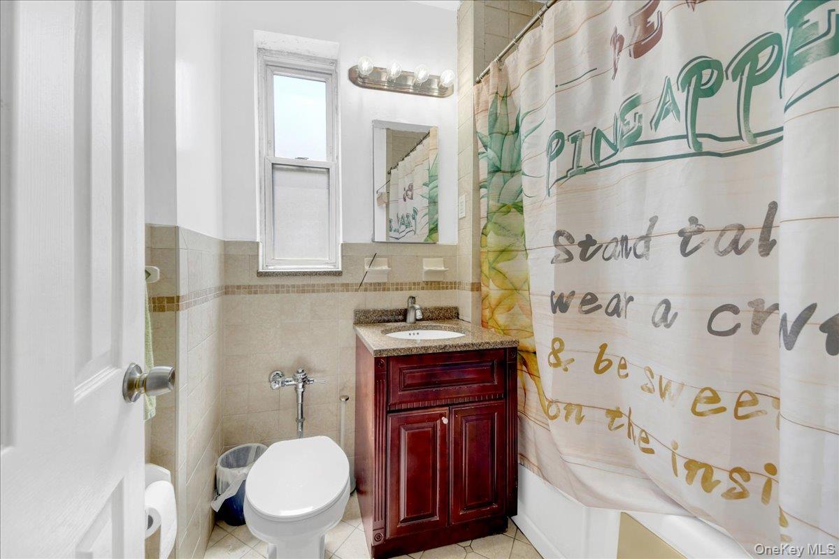 932 Neill Avenue Property Photo 9