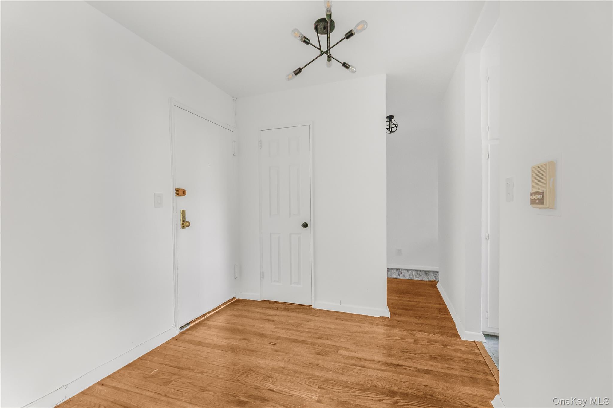 365 Bronx River Road 6c Property Photo 2