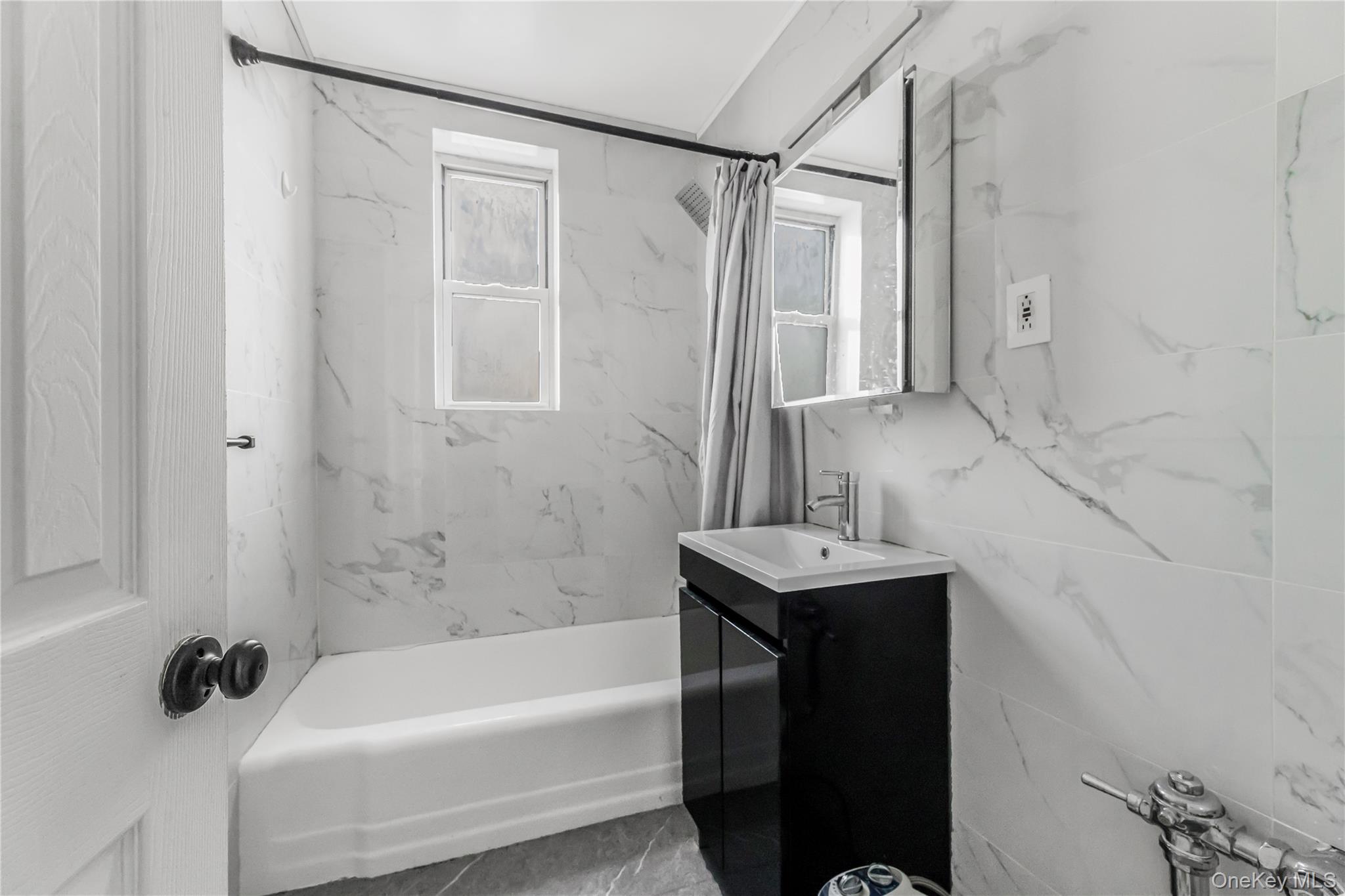 365 Bronx River Road 6c Property Photo 8