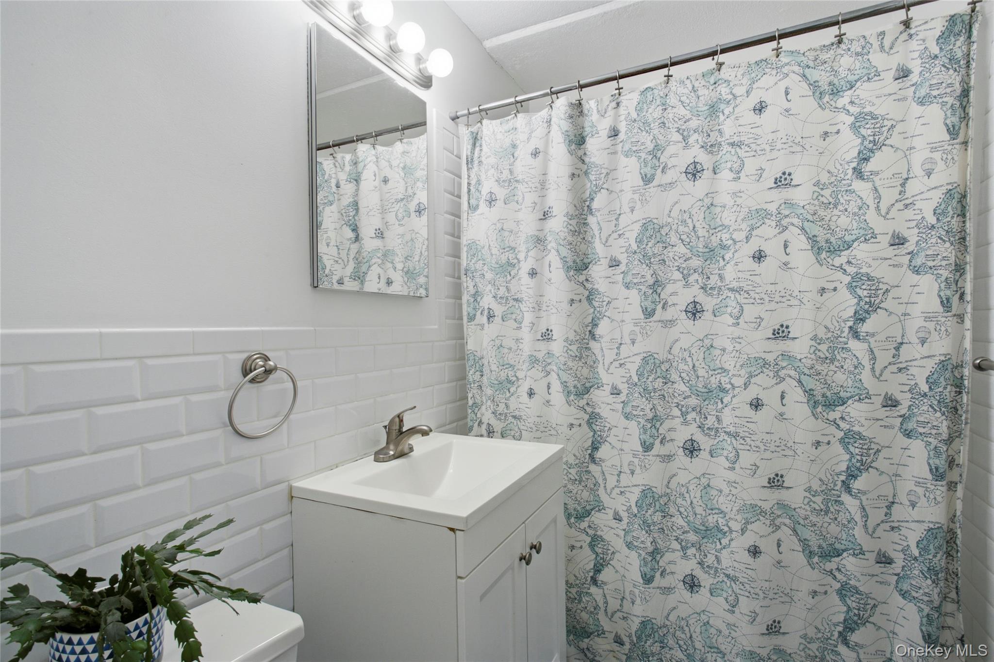687 Bronx River Road 6c Property Photo 12