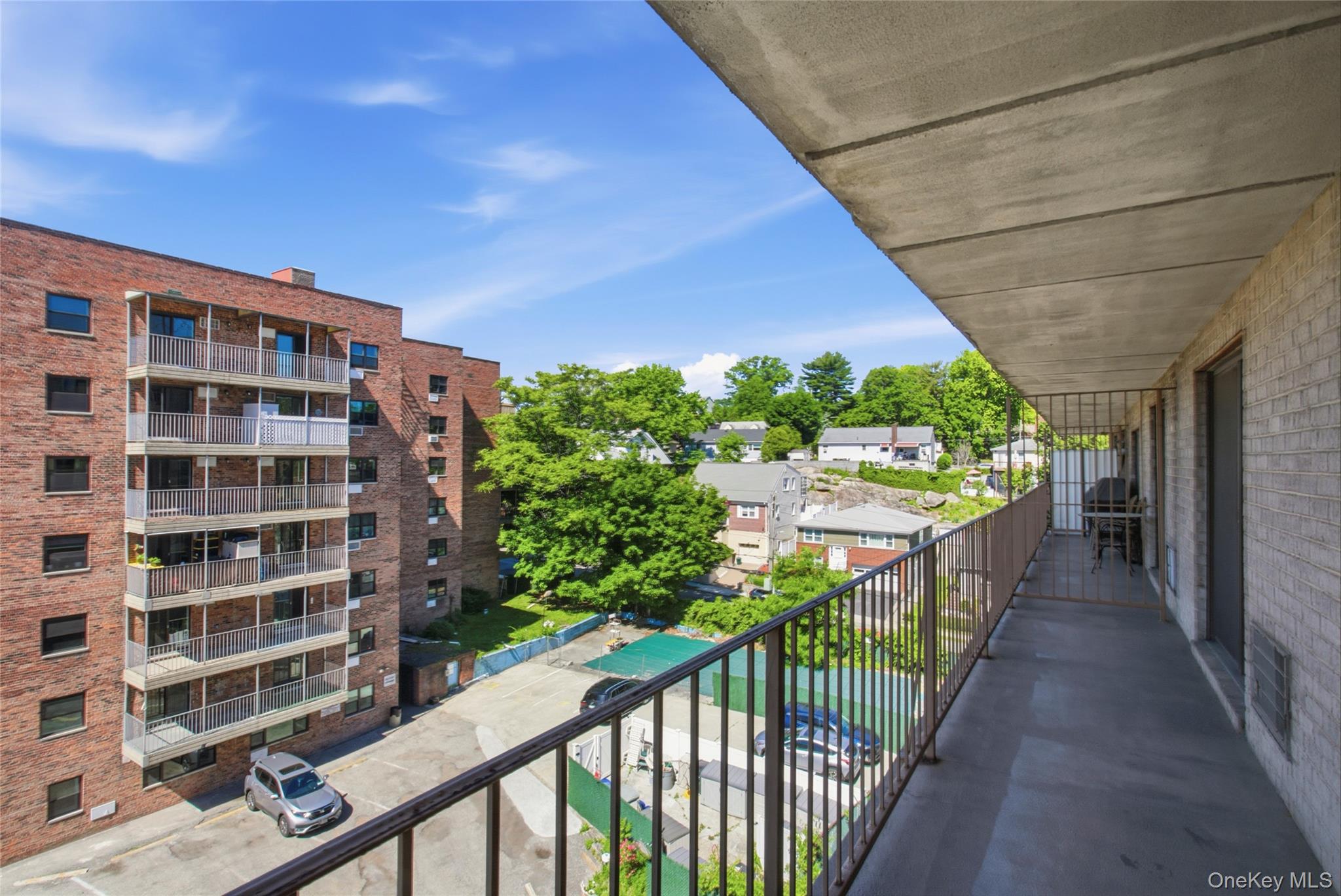 687 Bronx River Road 6c Property Photo 15