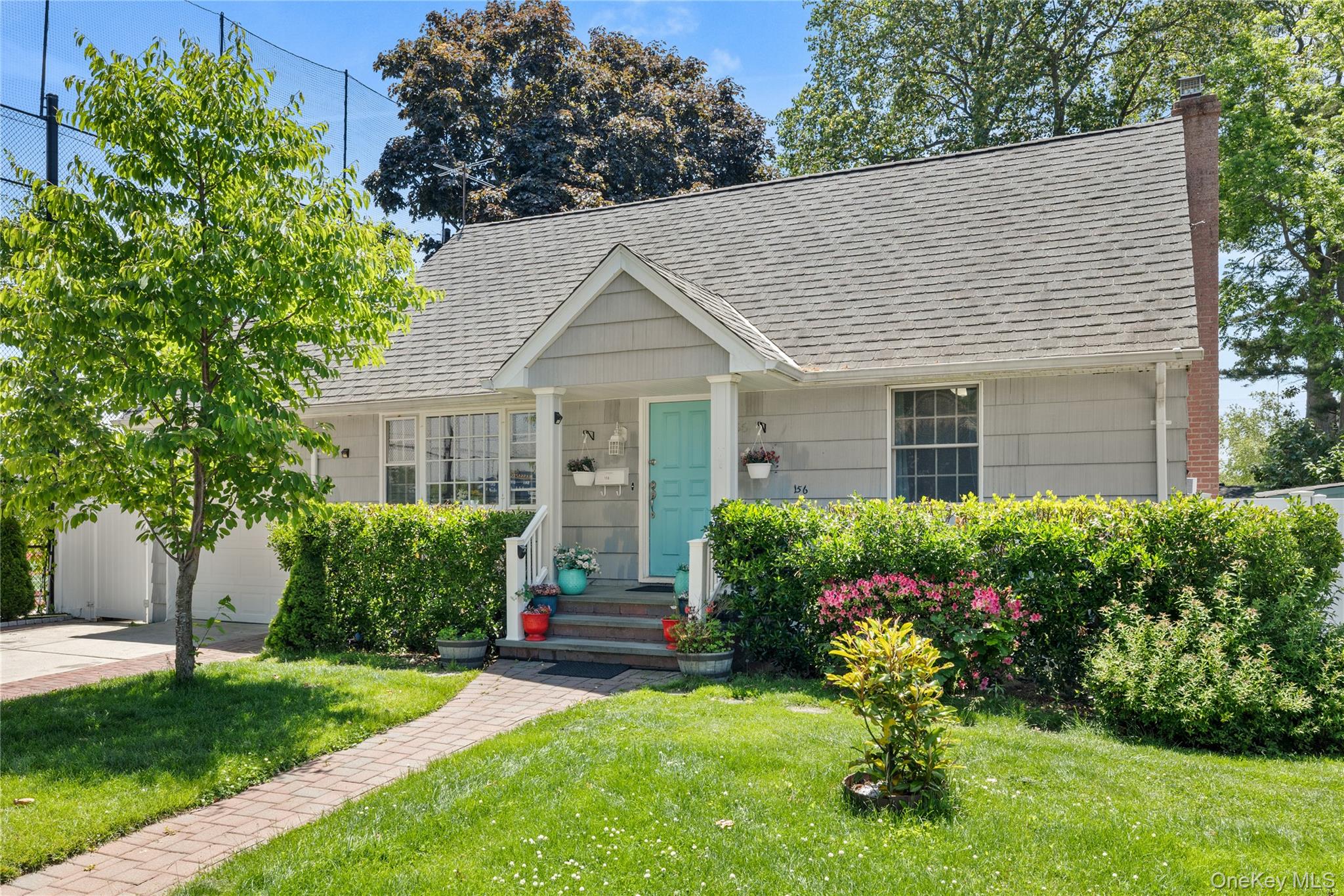 156 Moore Avenue Property Photo 1