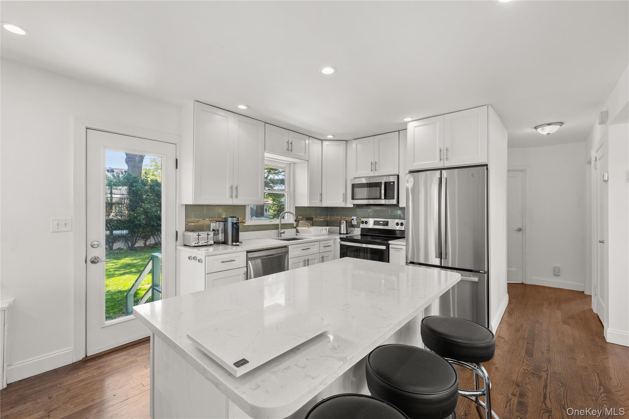 156 Moore Avenue Property Photo 4