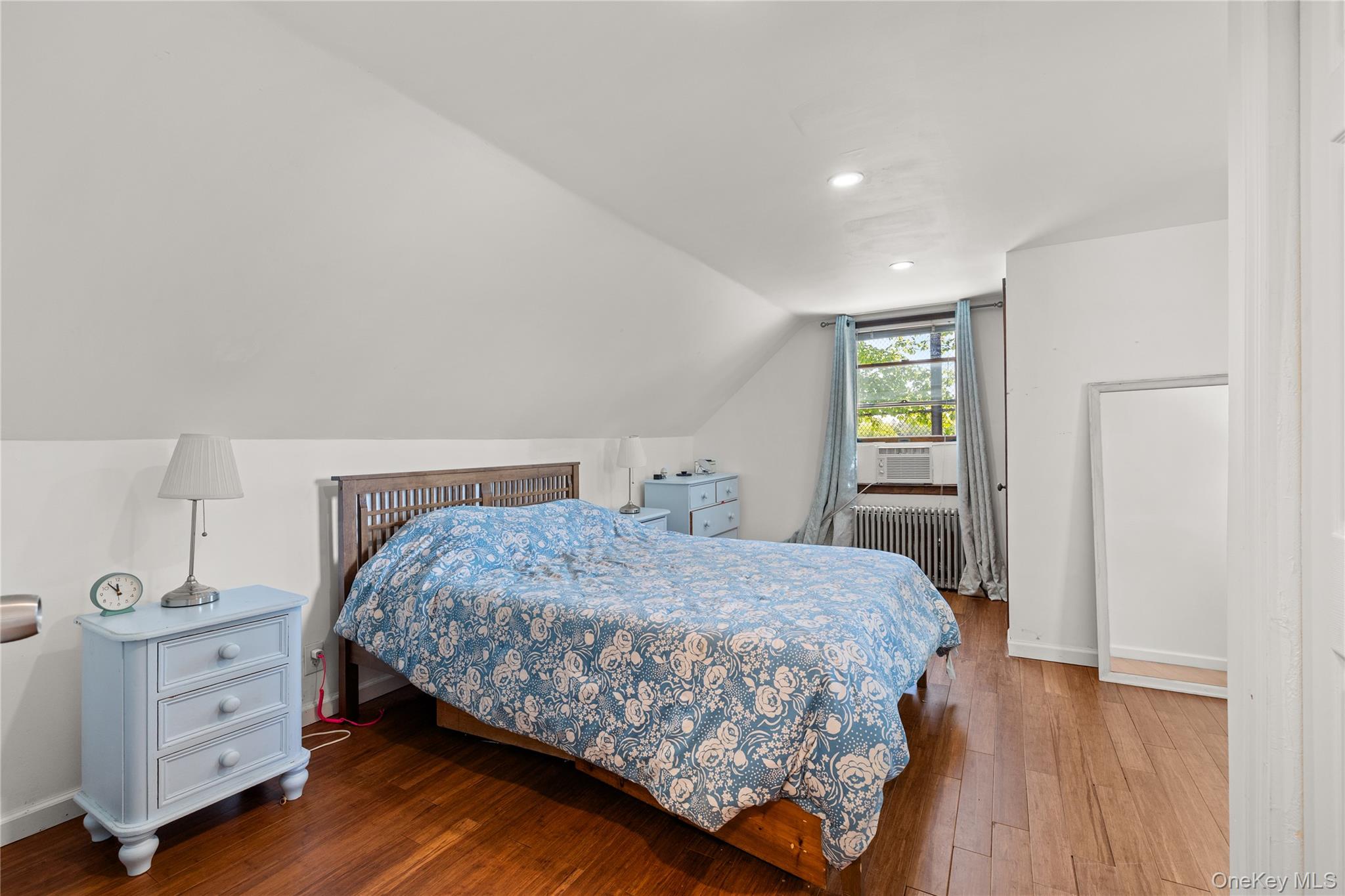 156 Moore Avenue Property Photo 9
