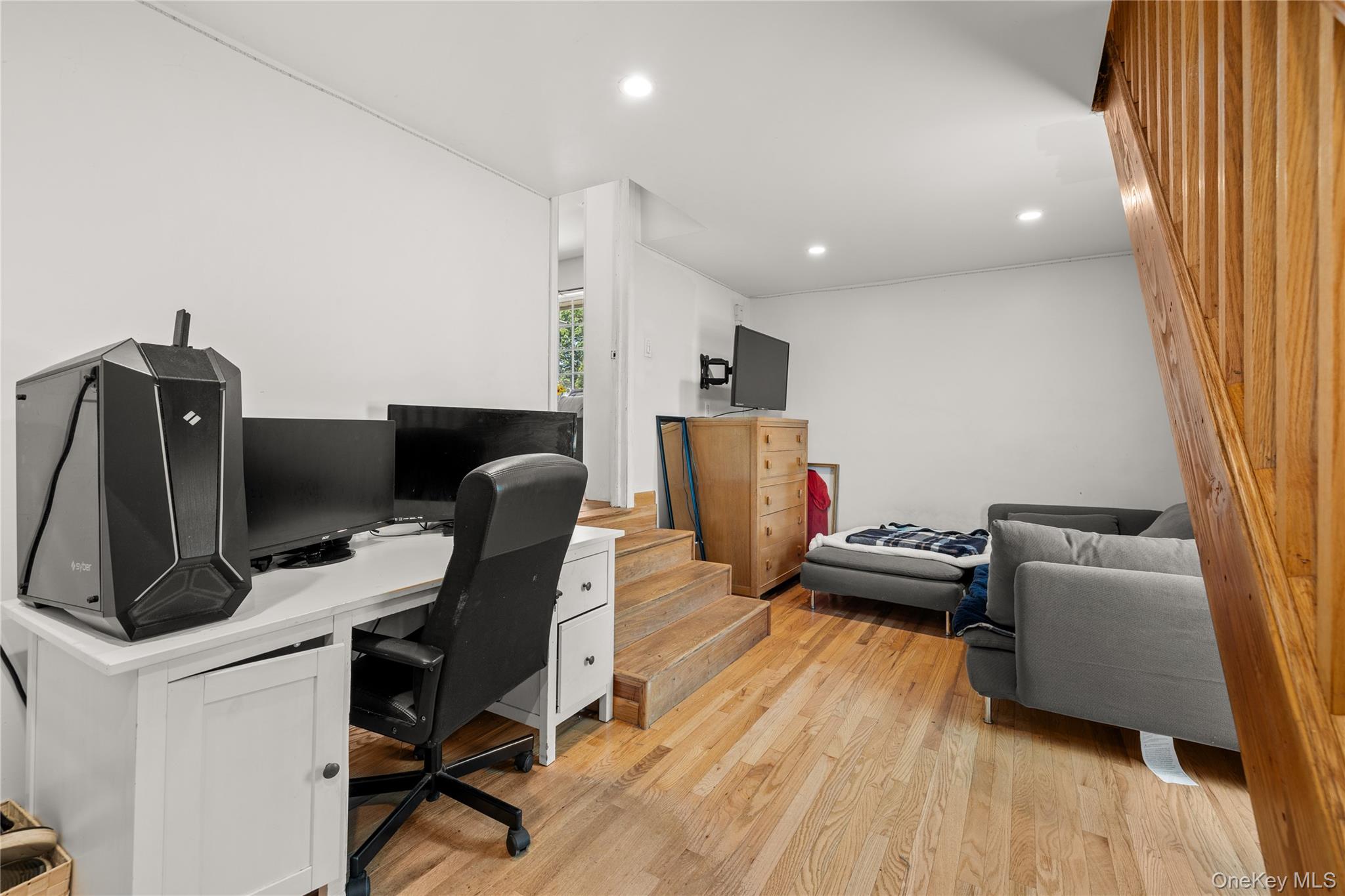 156 Moore Avenue Property Photo 16
