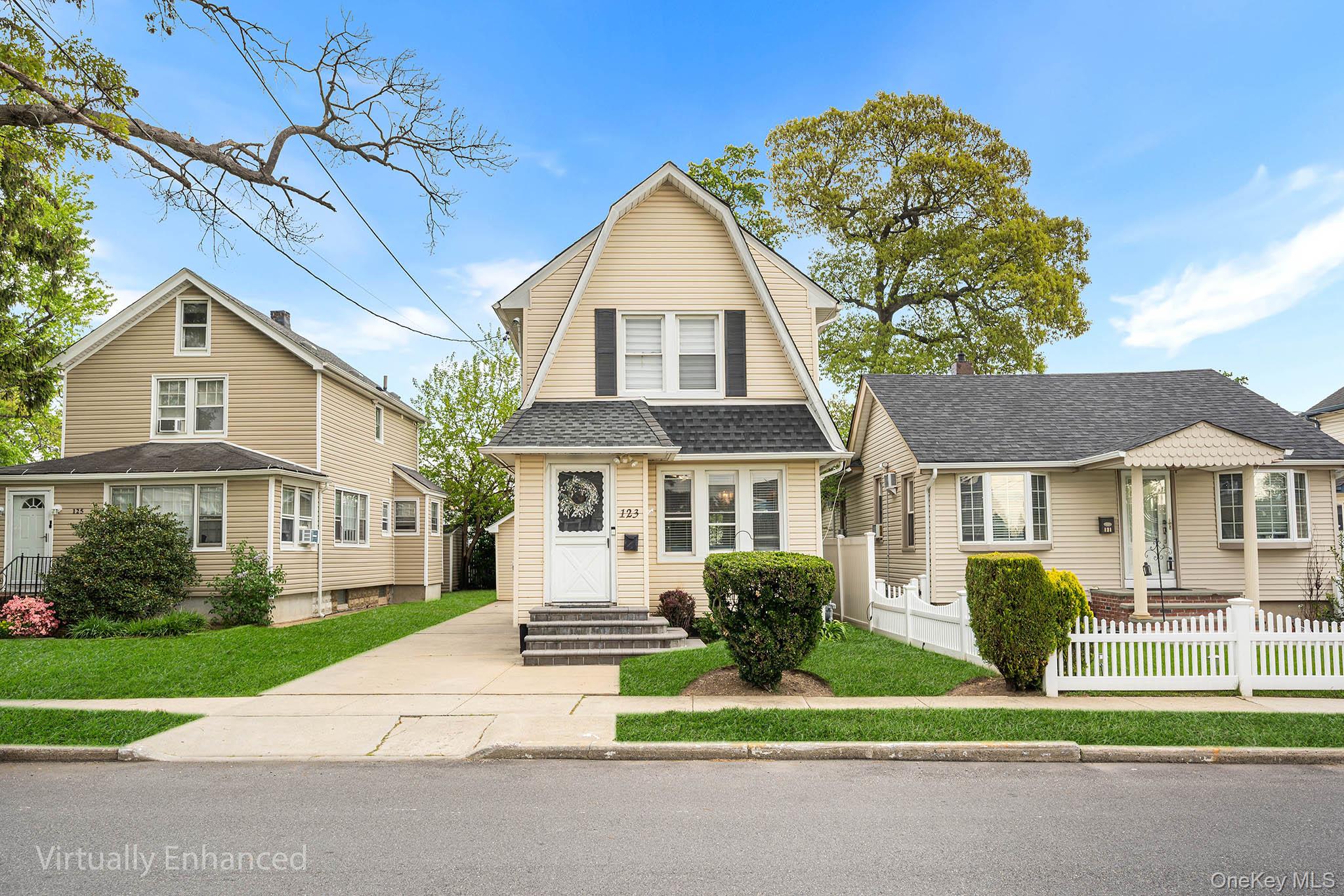 123 East Avenue Property Photo 1