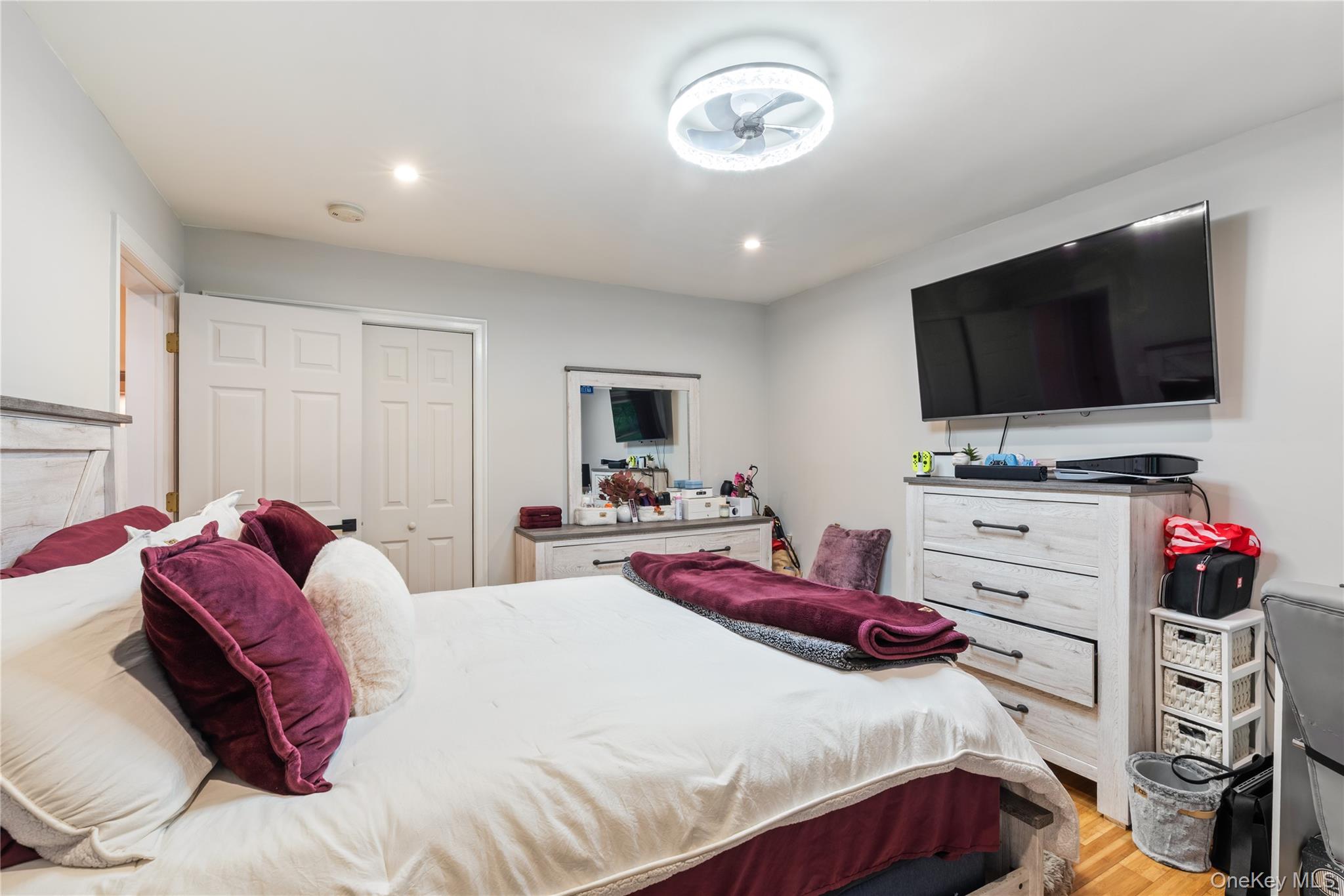 411 S Chelsea Road Property Photo 35