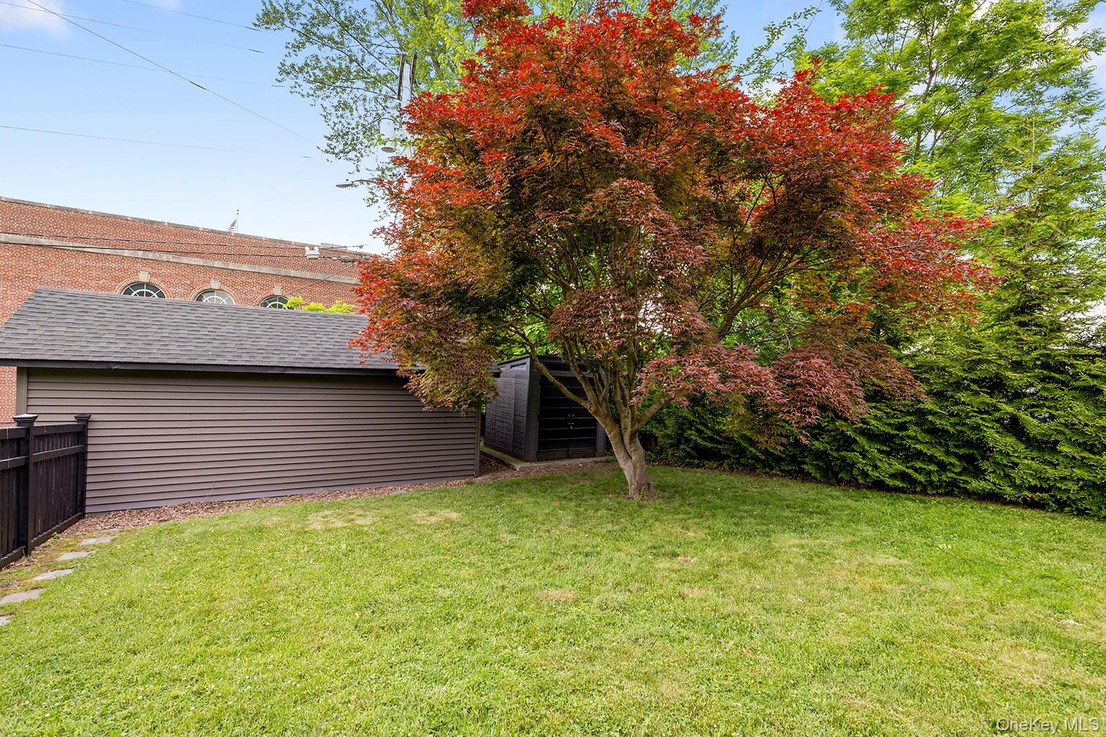 12 Schenck Avenue Property Photo 15