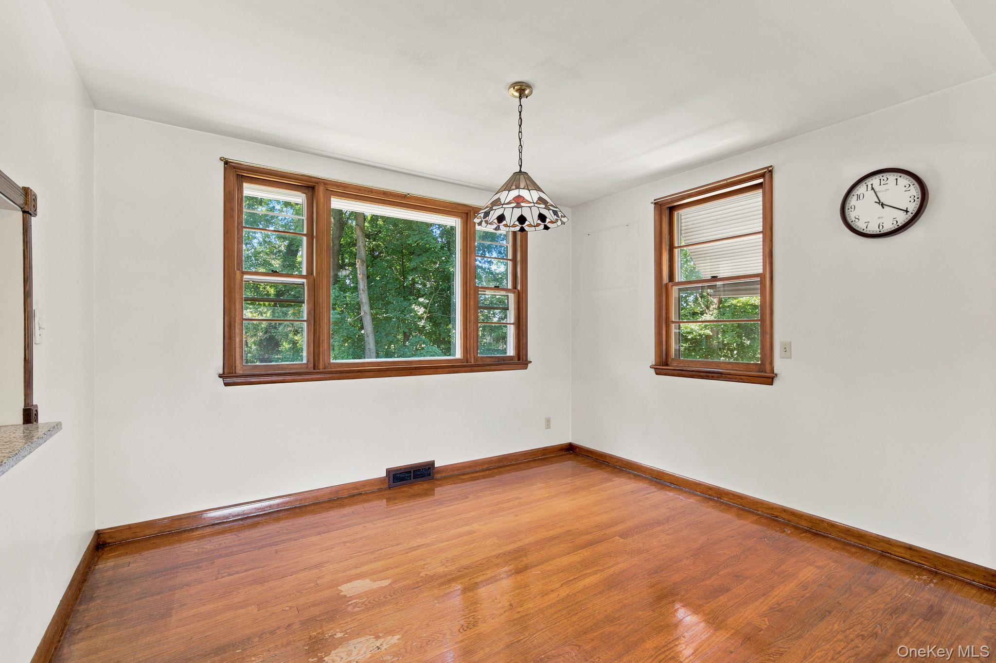 13 Osborne Road Property Photo 8