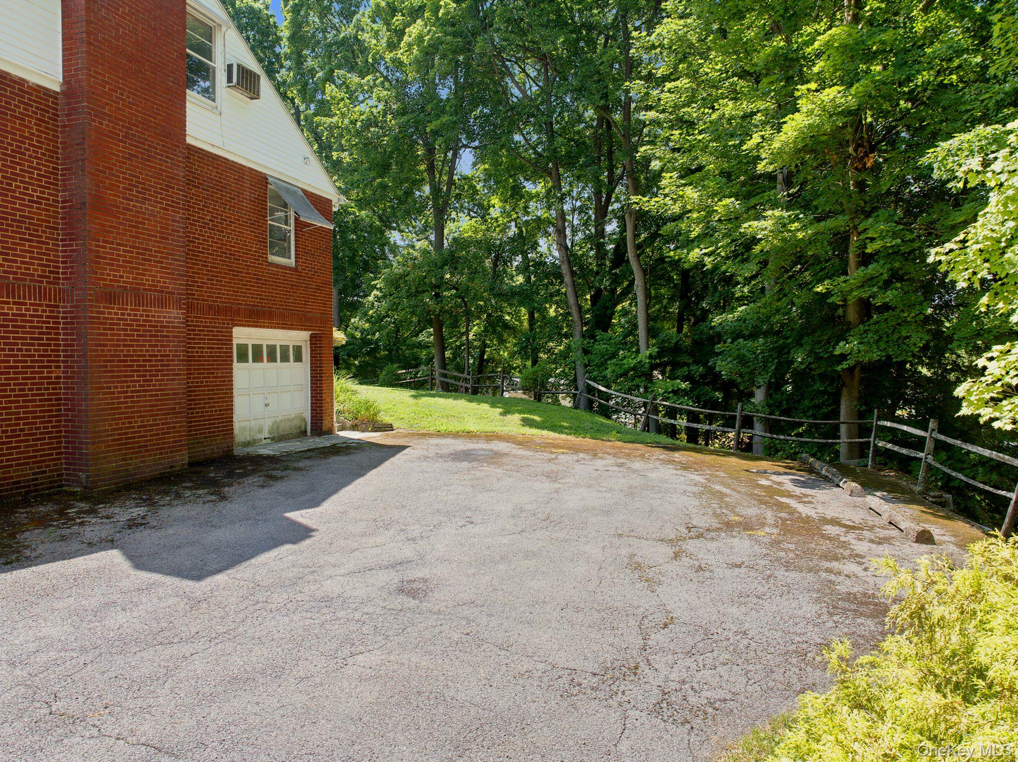 13 Osborne Road Property Photo 32
