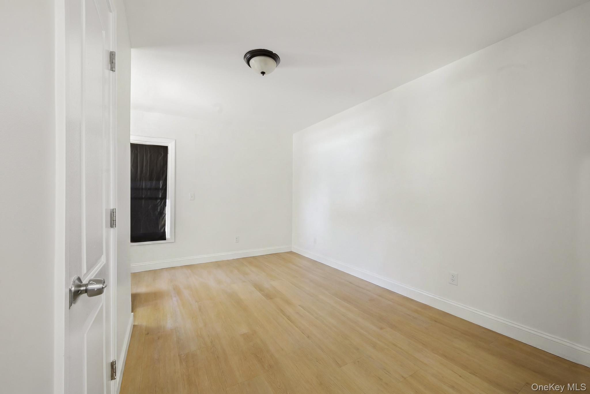 29 Elm Avenue Property Photo 28