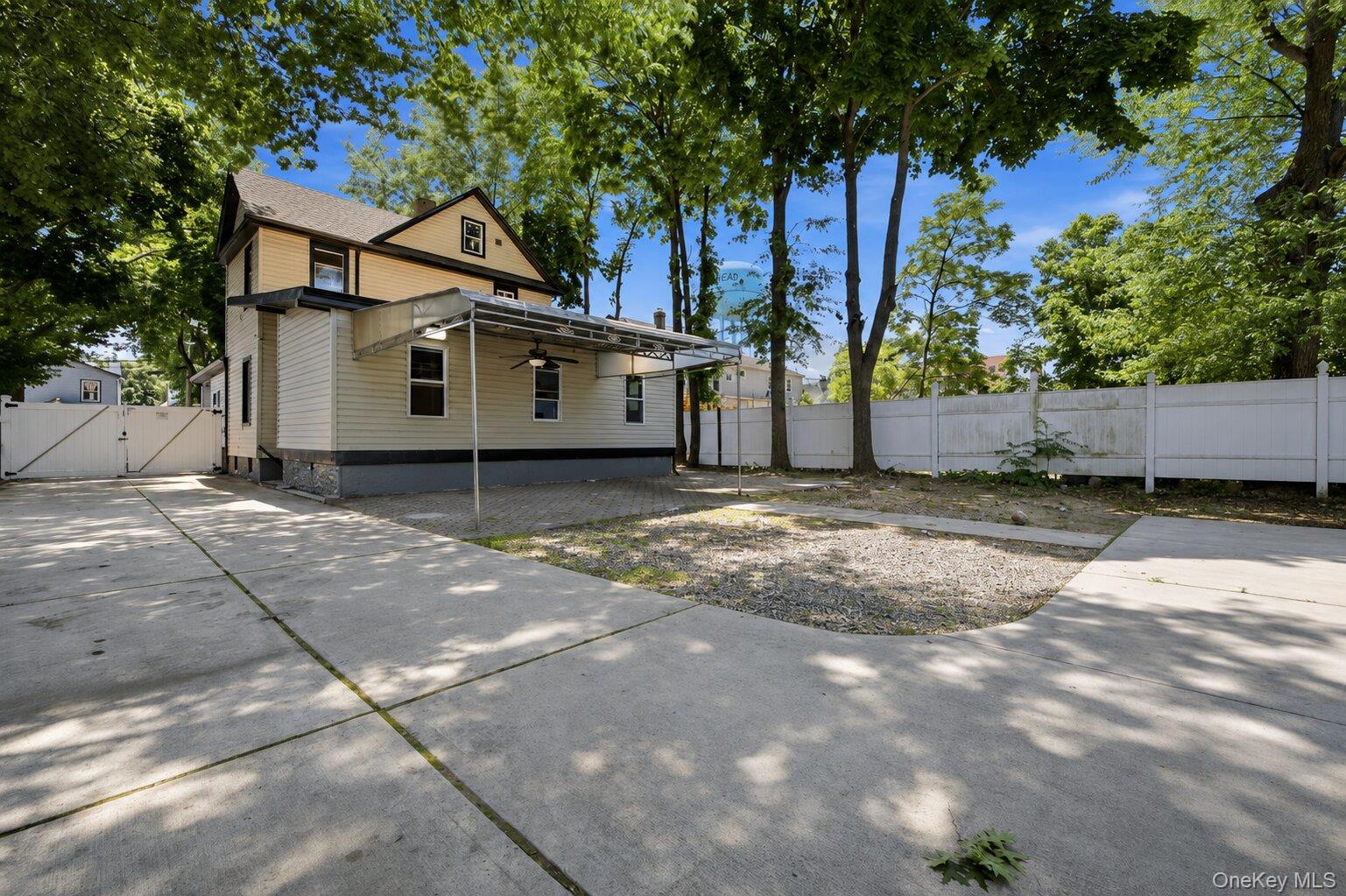 29 Elm Avenue Property Photo 43