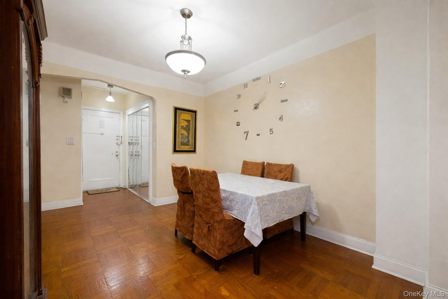2166 Bronx Park 1f Property Photo 6