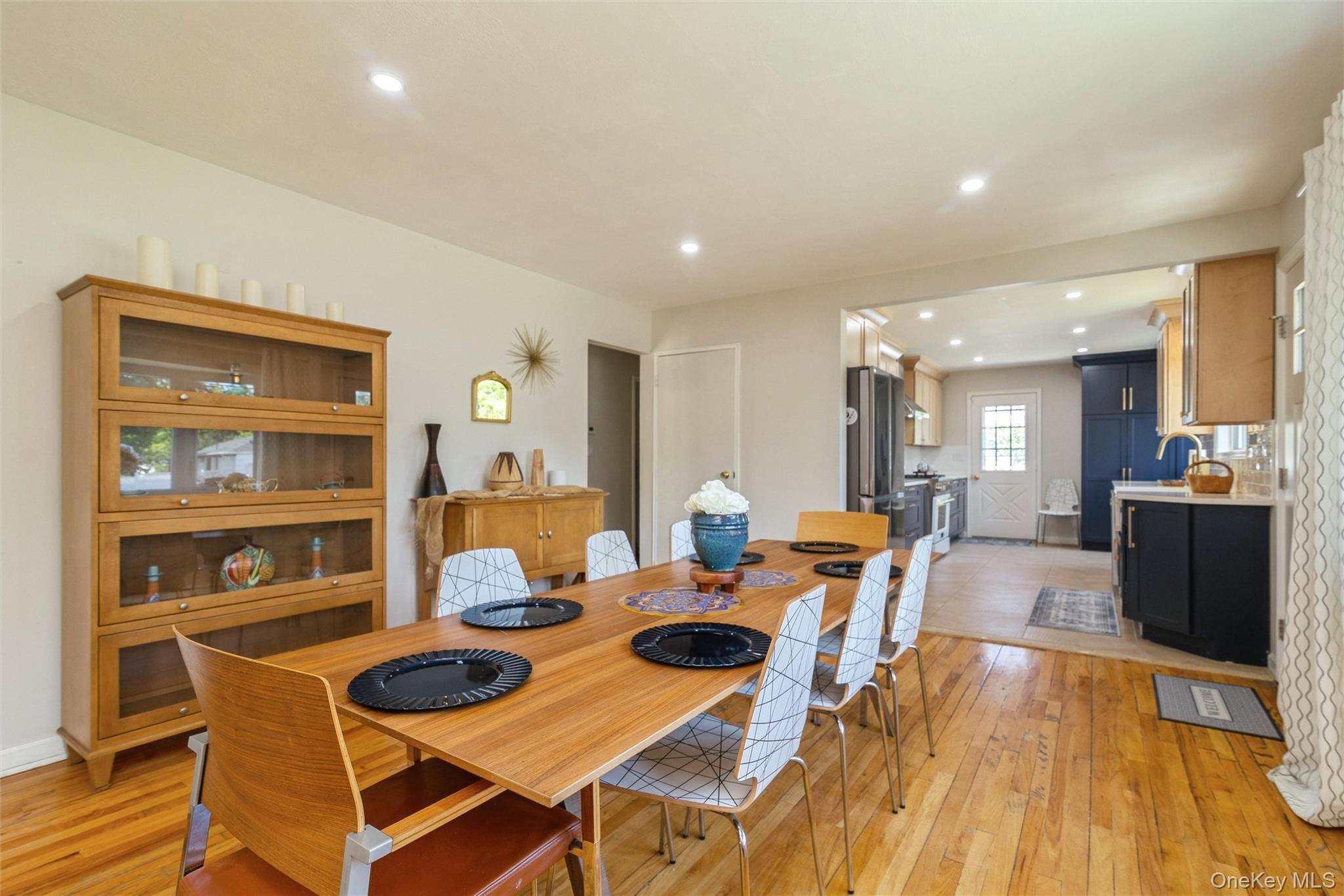 1560 Brightshore Boulevard Property Photo 4