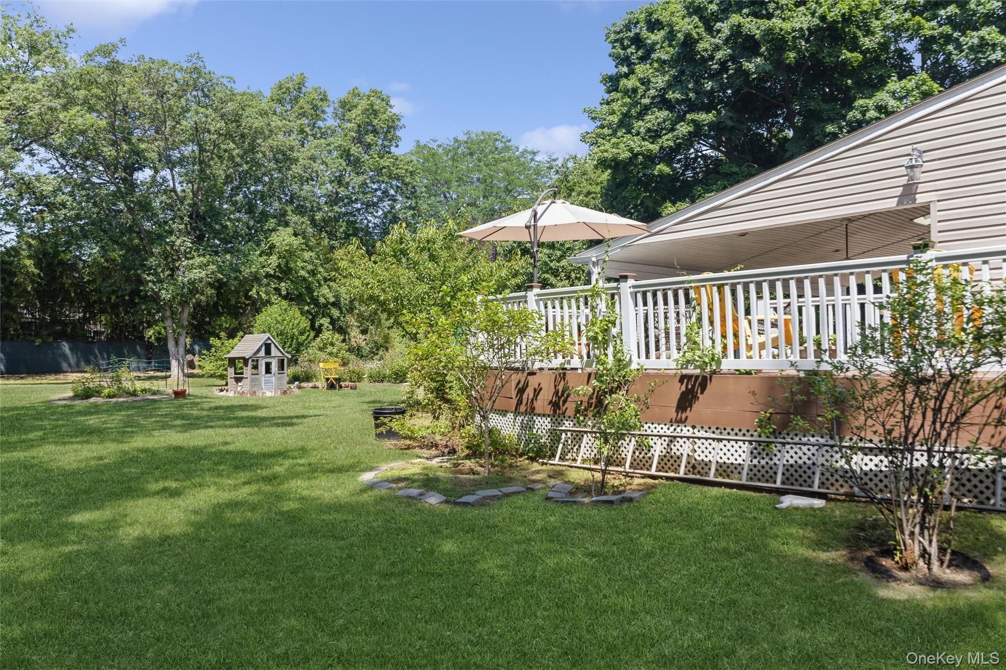 1560 Brightshore Boulevard Property Photo 21