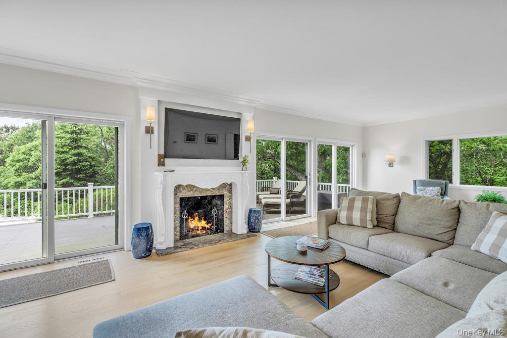 3645 Soundview Avenue Property Photo 13