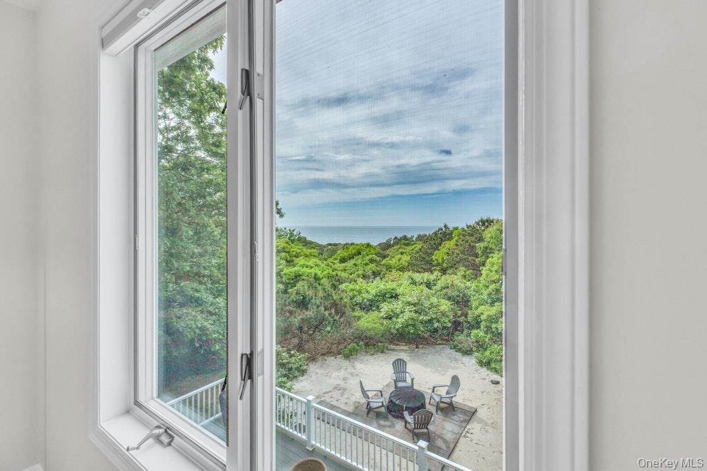 3645 Soundview Avenue Property Photo 30