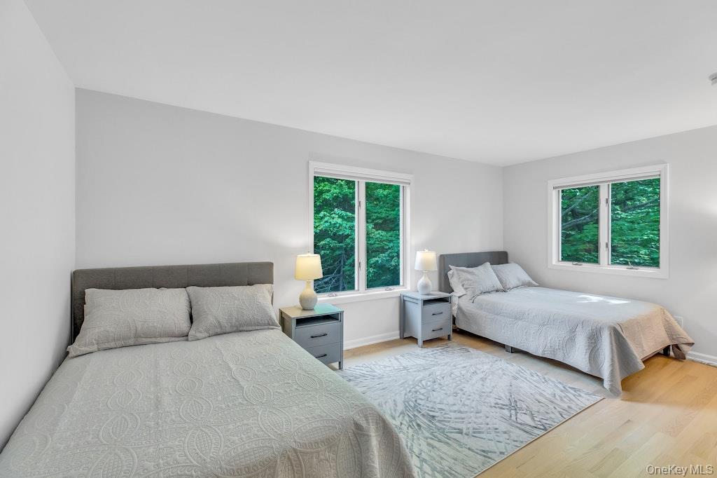 3645 Soundview Avenue Property Photo 33