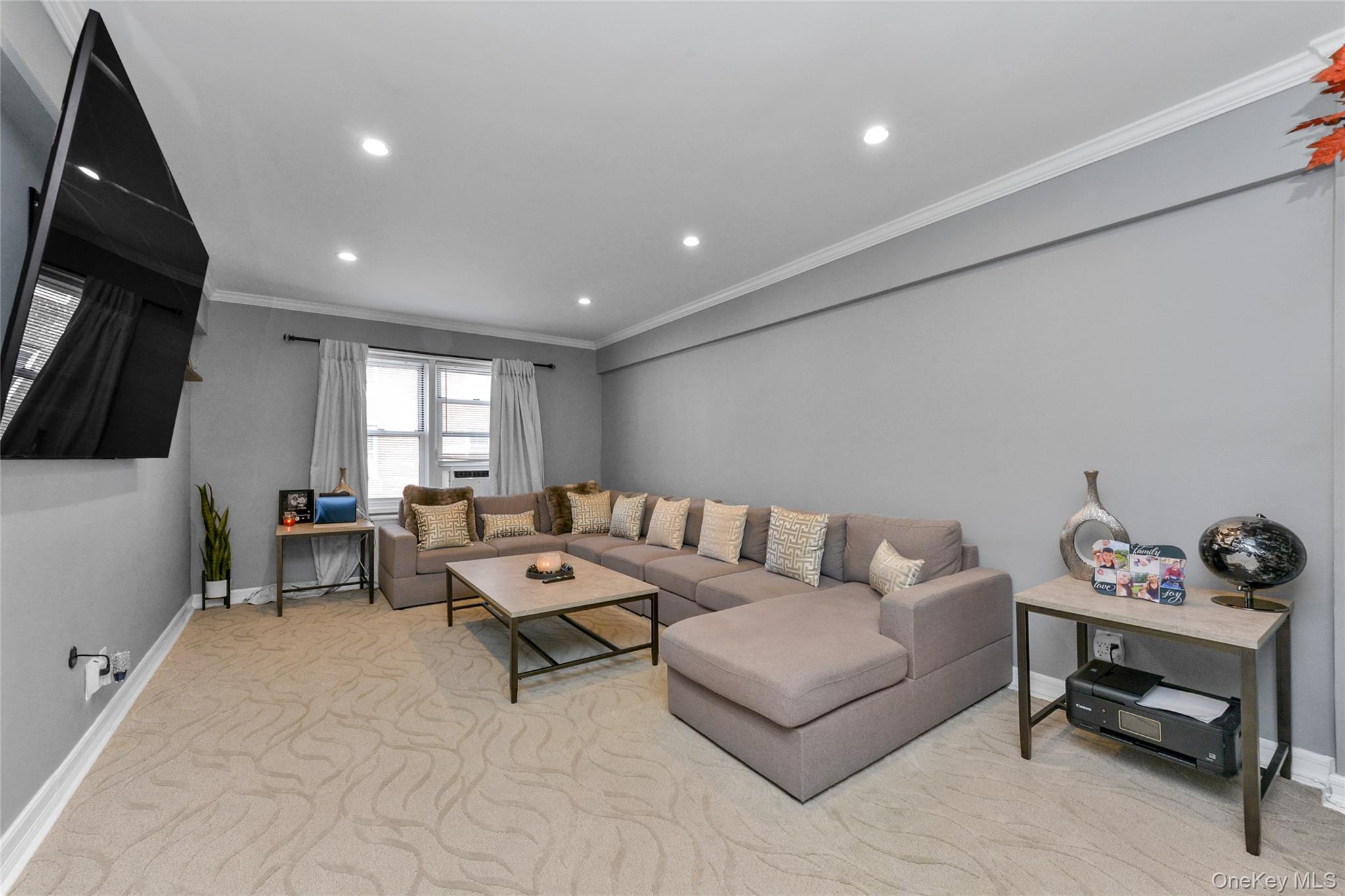 70 Locust Avenue 504b Property Photo 2