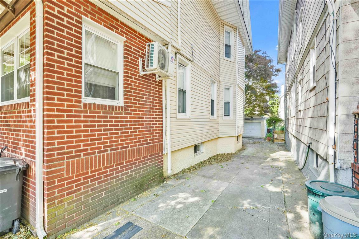 85-29 123rd Street Property Photo 5