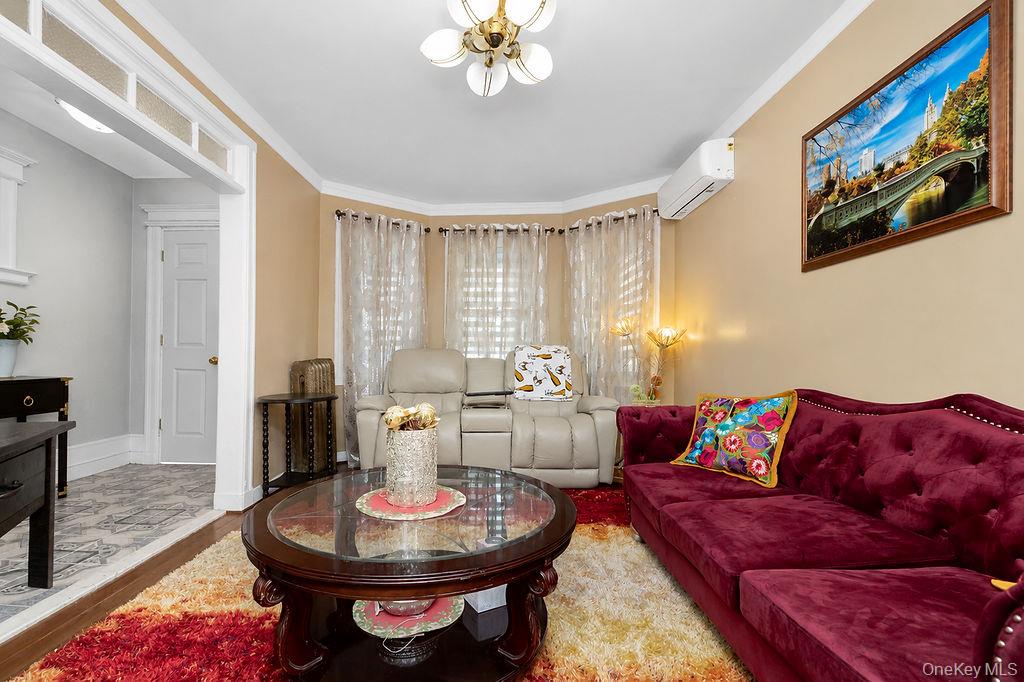 105-23 Remington Street Property Photo 3