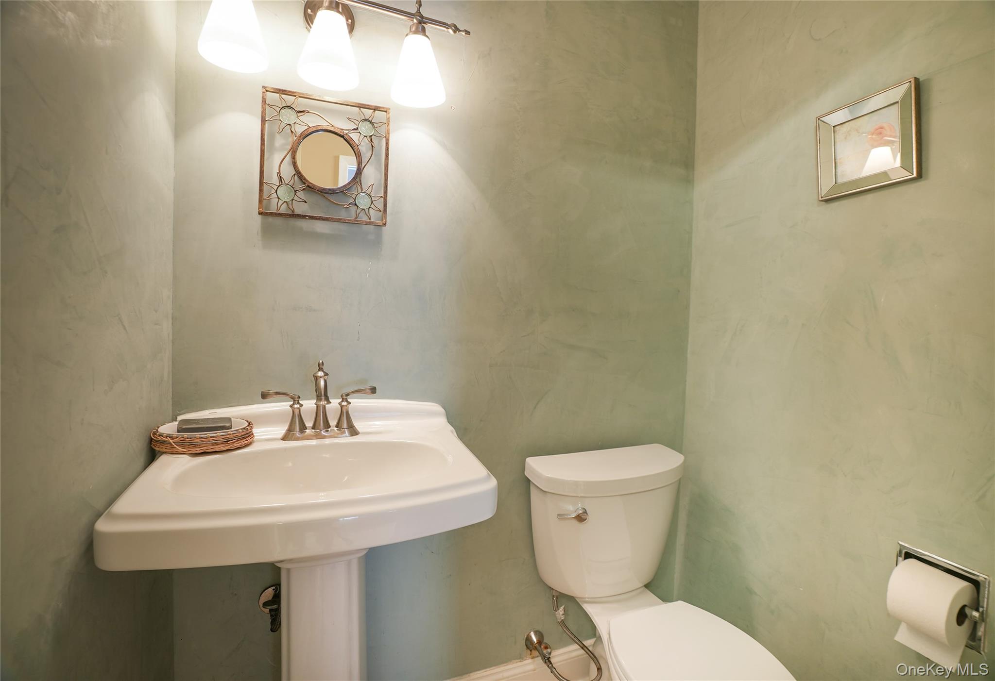 22 Peters Lane Property Photo 35