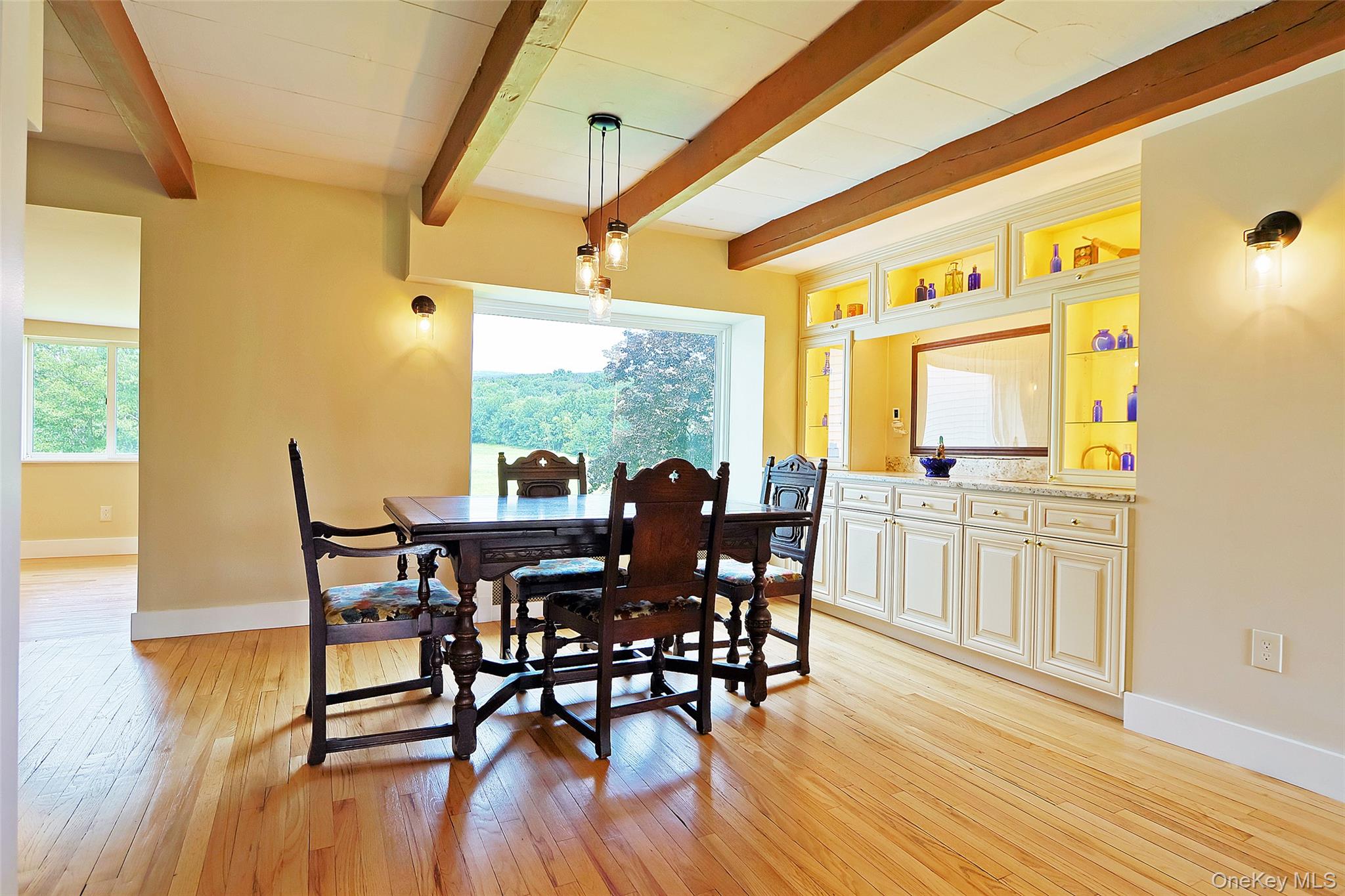 4 Low Road Property Photo 9