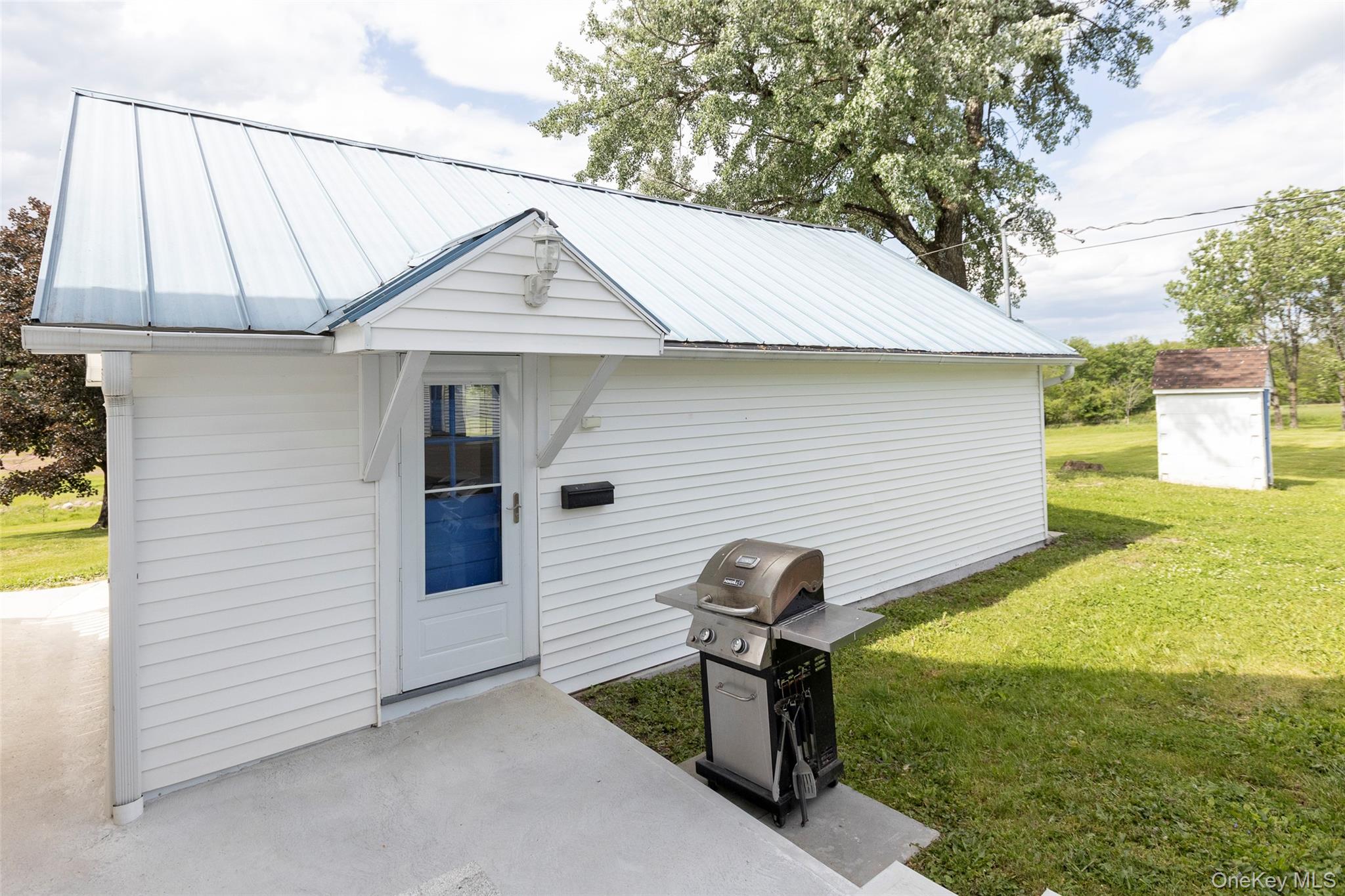4 Low Road Property Photo 31