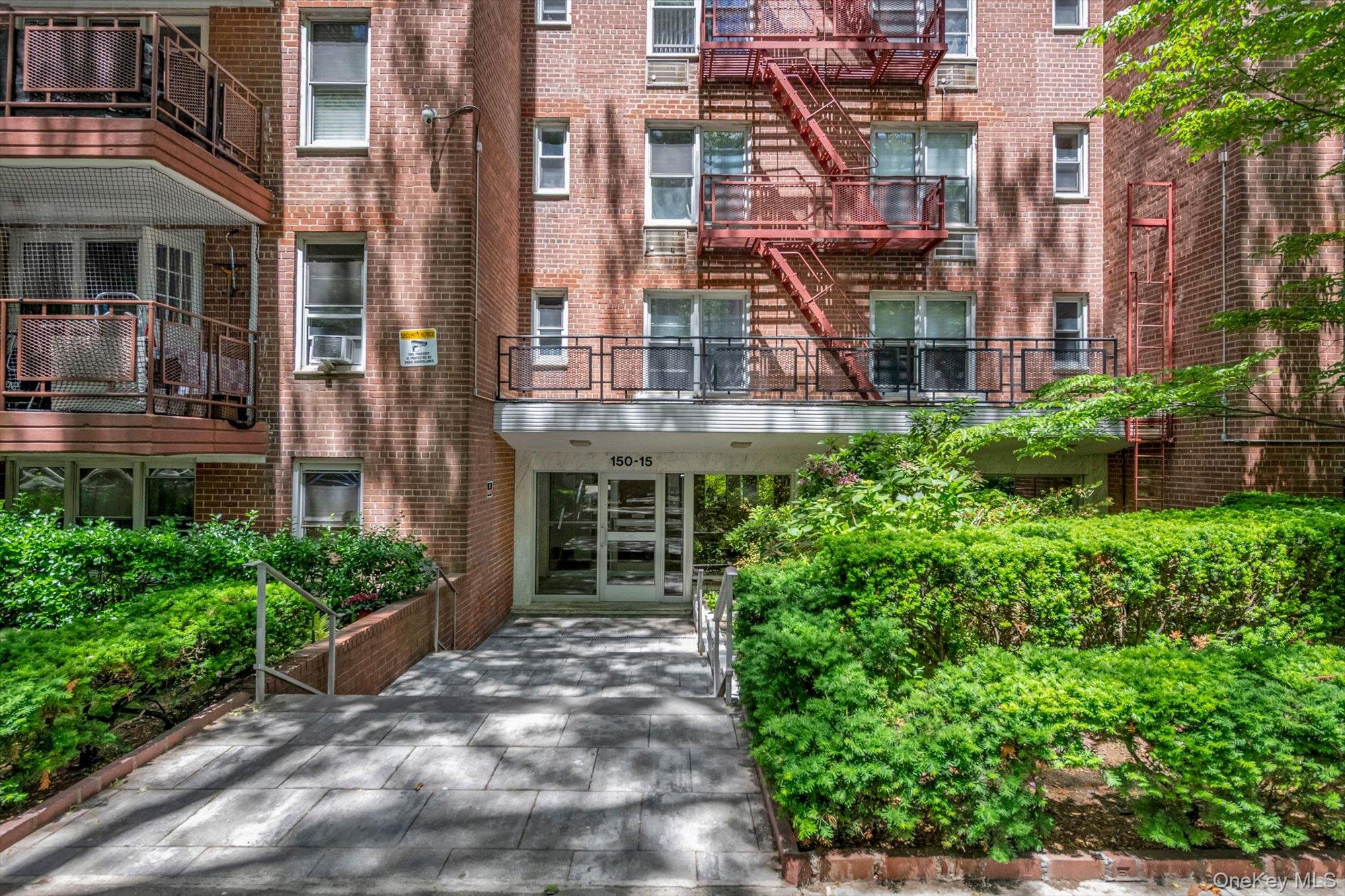 150-15 79 Avenue 1a Property Photo 21
