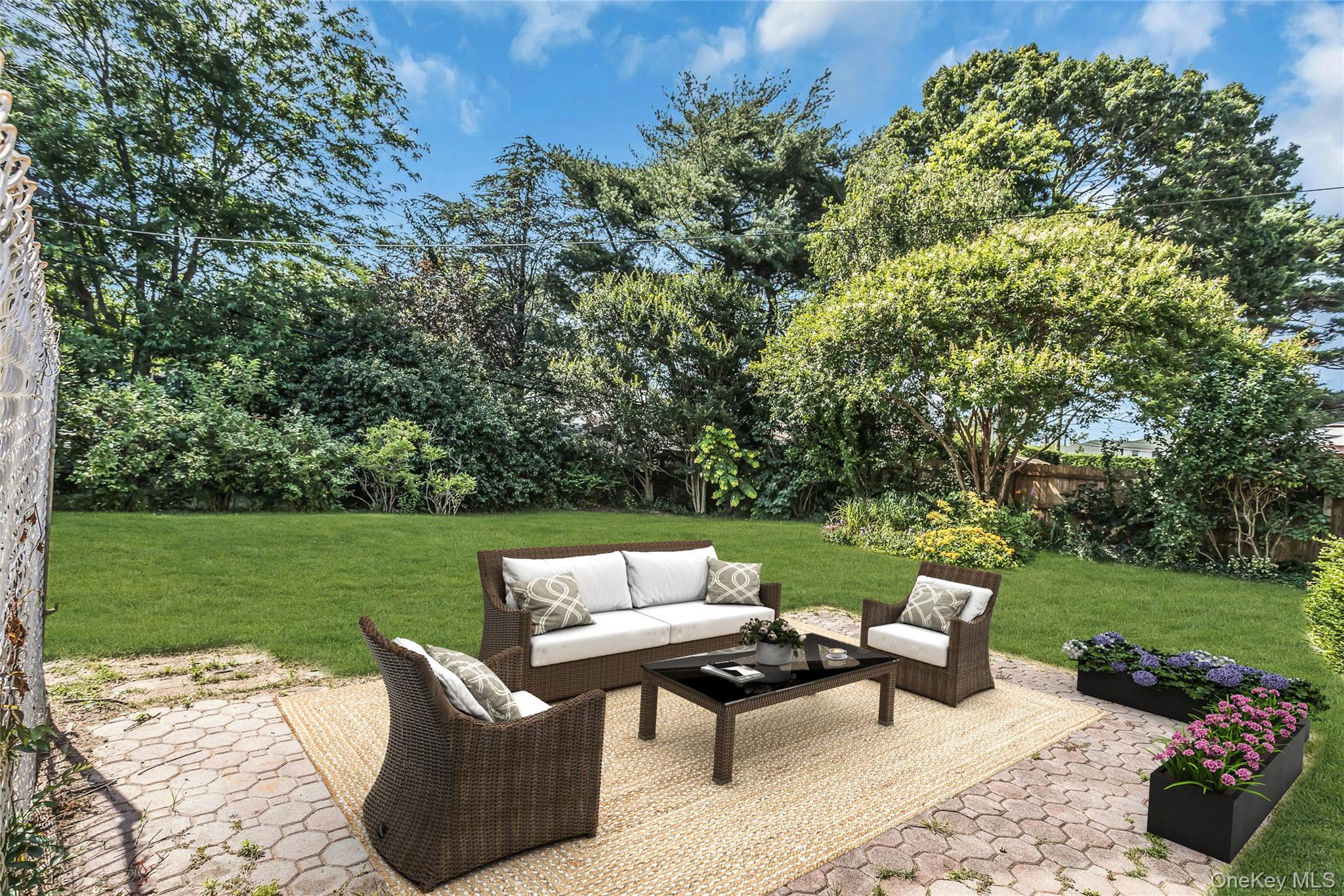 1812 Collins Street Property Photo 25