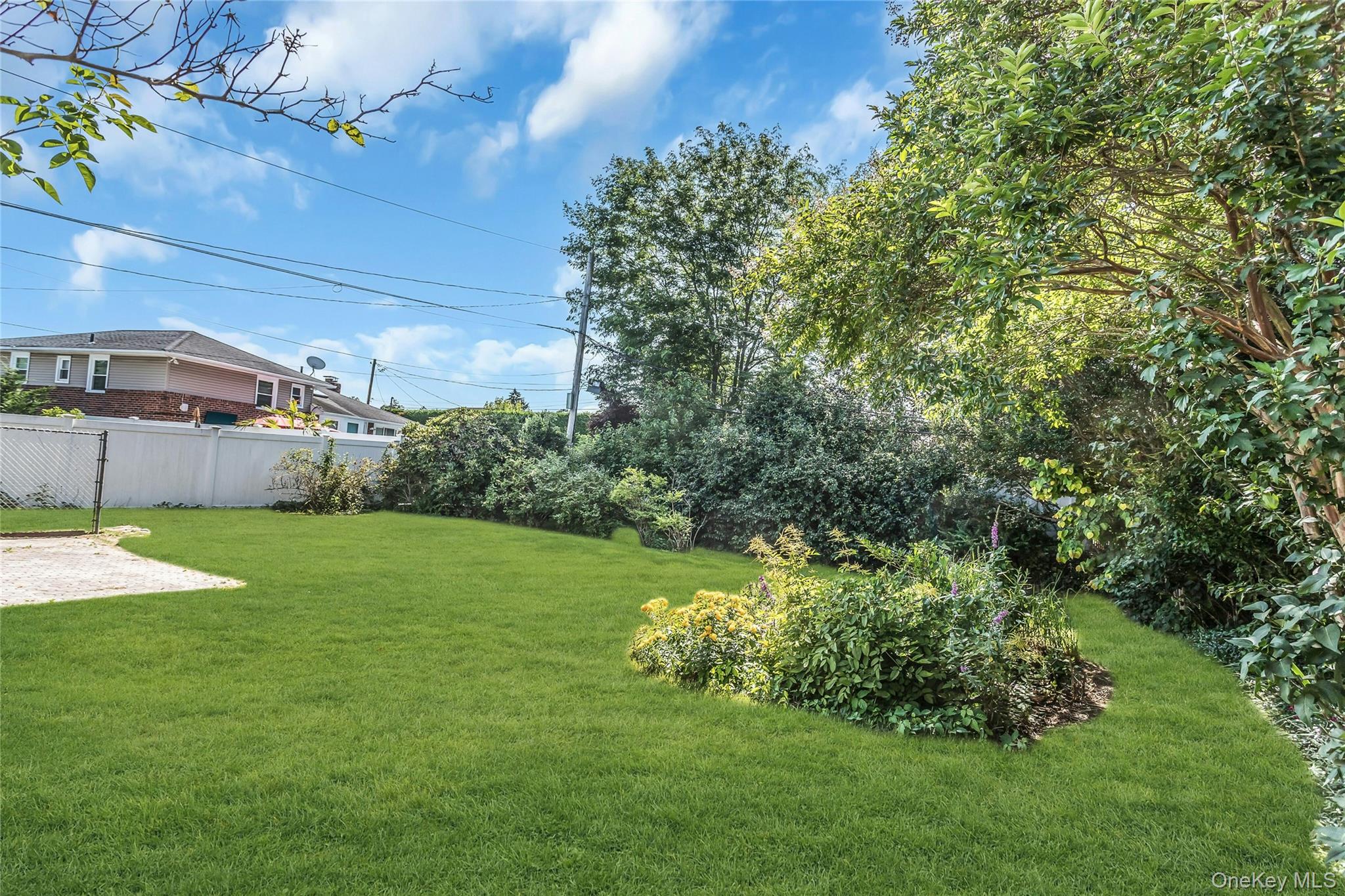 1812 Collins Street Property Photo 26