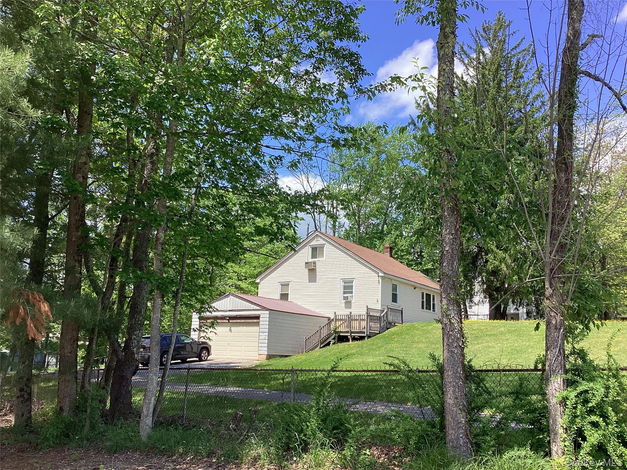 229 Pleasant Valley Road Property Photo 1