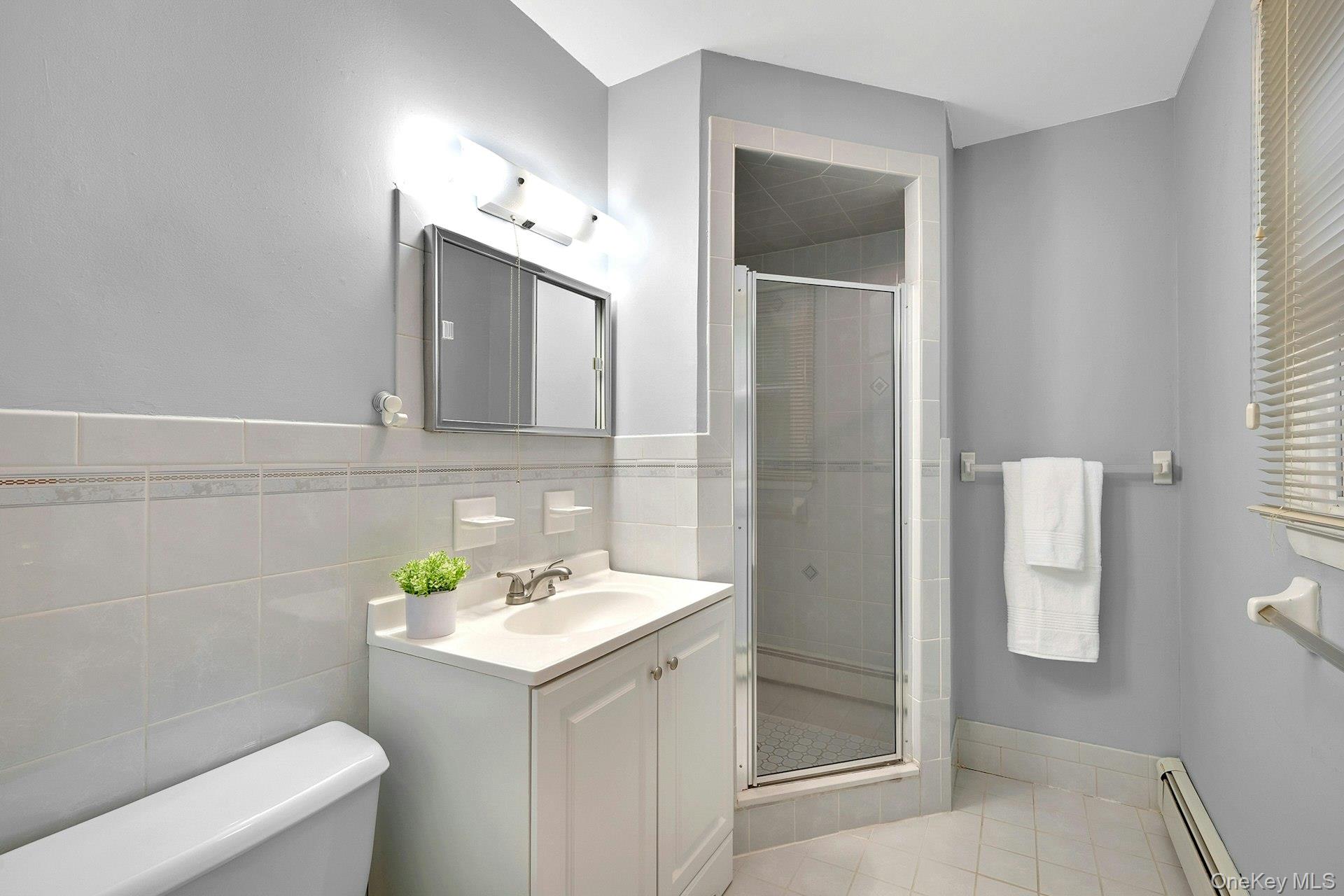 247 S Healy Avenue Property Photo 14