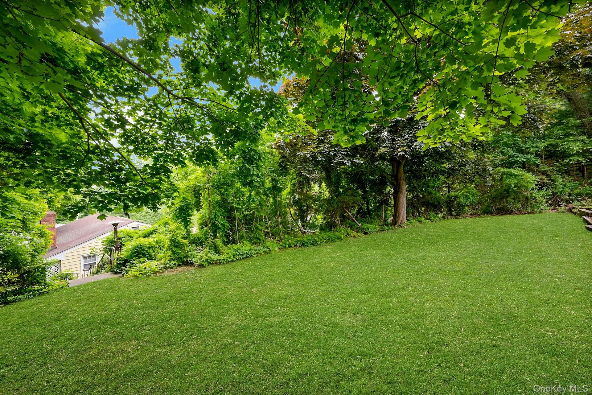 247 S Healy Avenue Property Photo 24