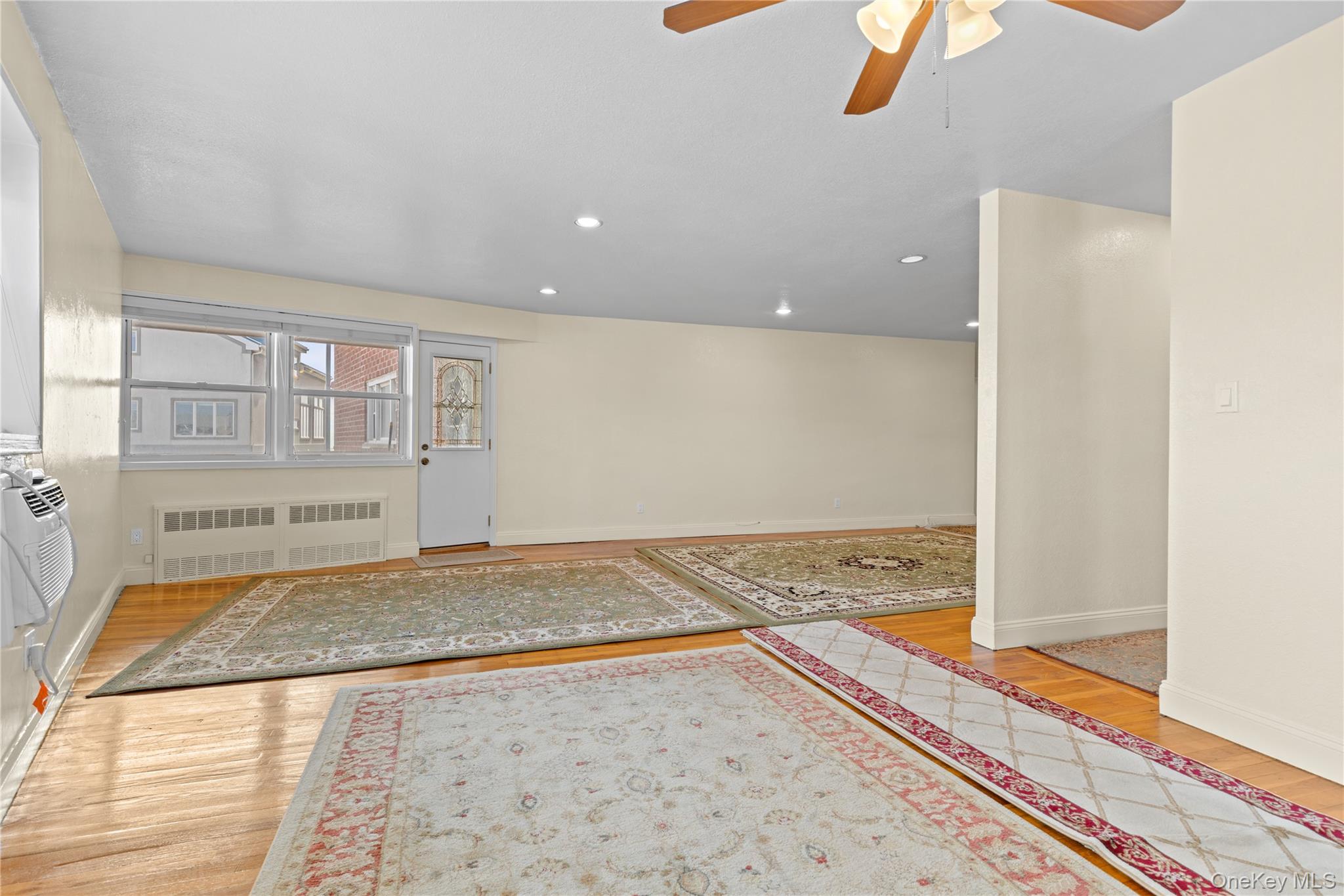 750 Shore Road 2g Property Photo 5