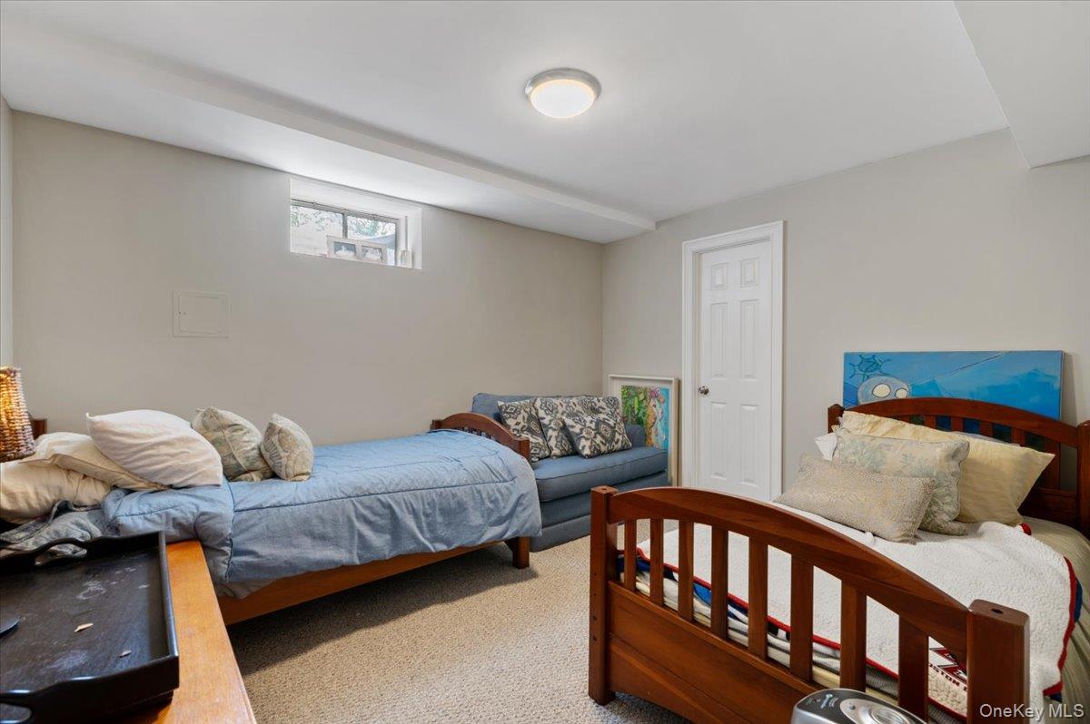 144 Cranberry Court Property Photo 33