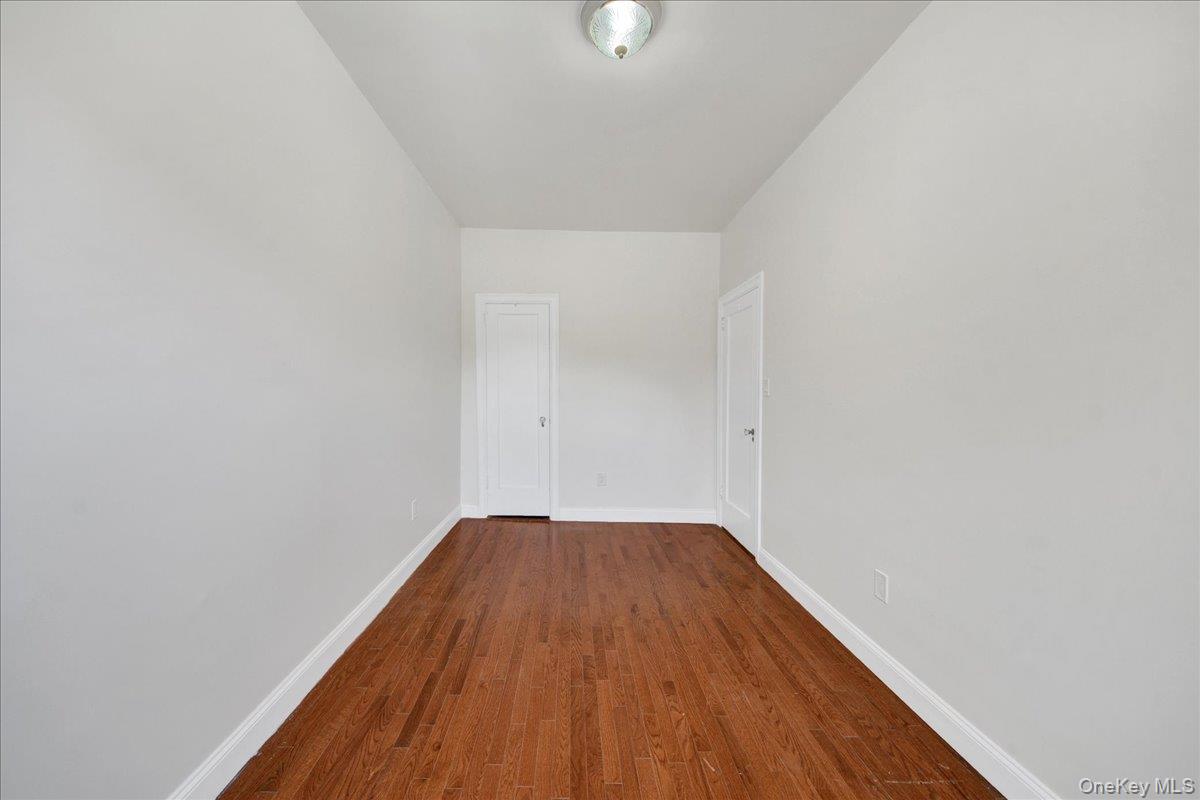1032 Metcalf Avenue Property Photo 9