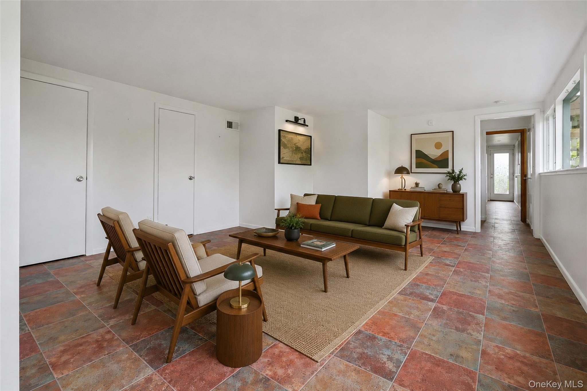 8 Edgewater Lane Property Photo 32