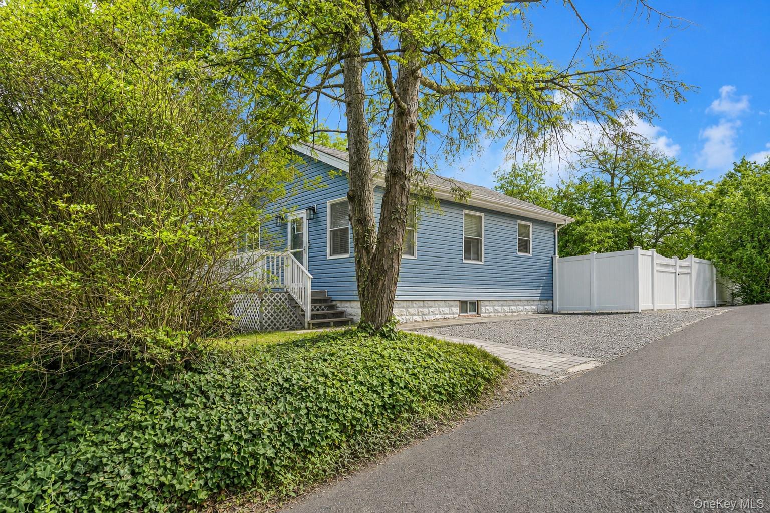 28 Weiner Street Property Photo 6