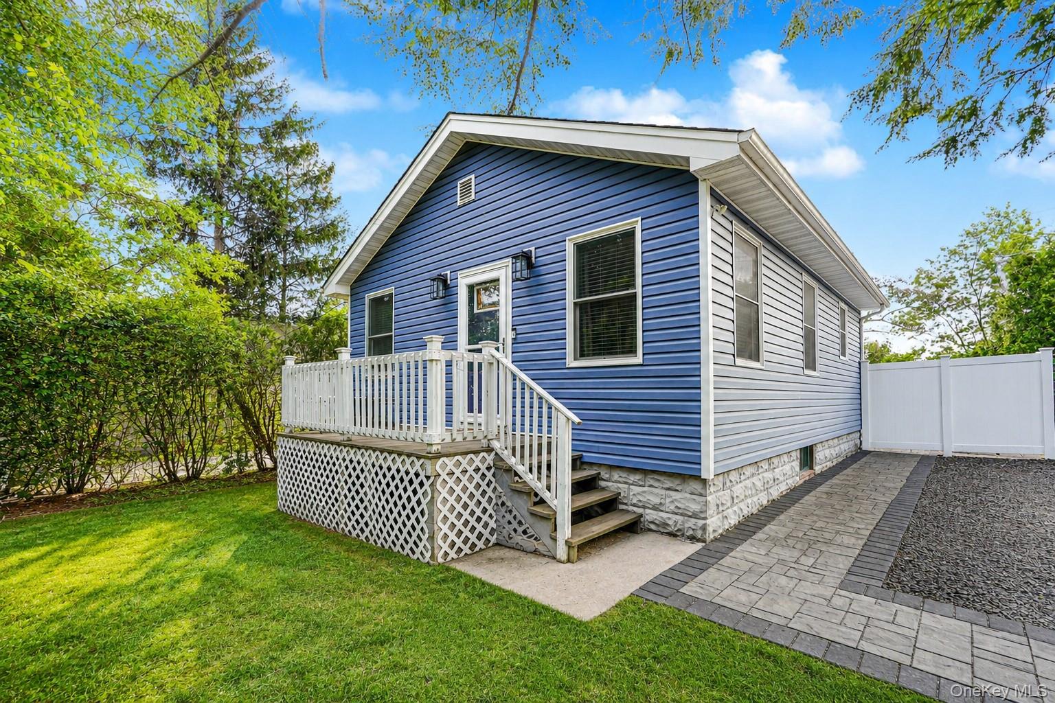 28 Weiner Street Property Photo 7
