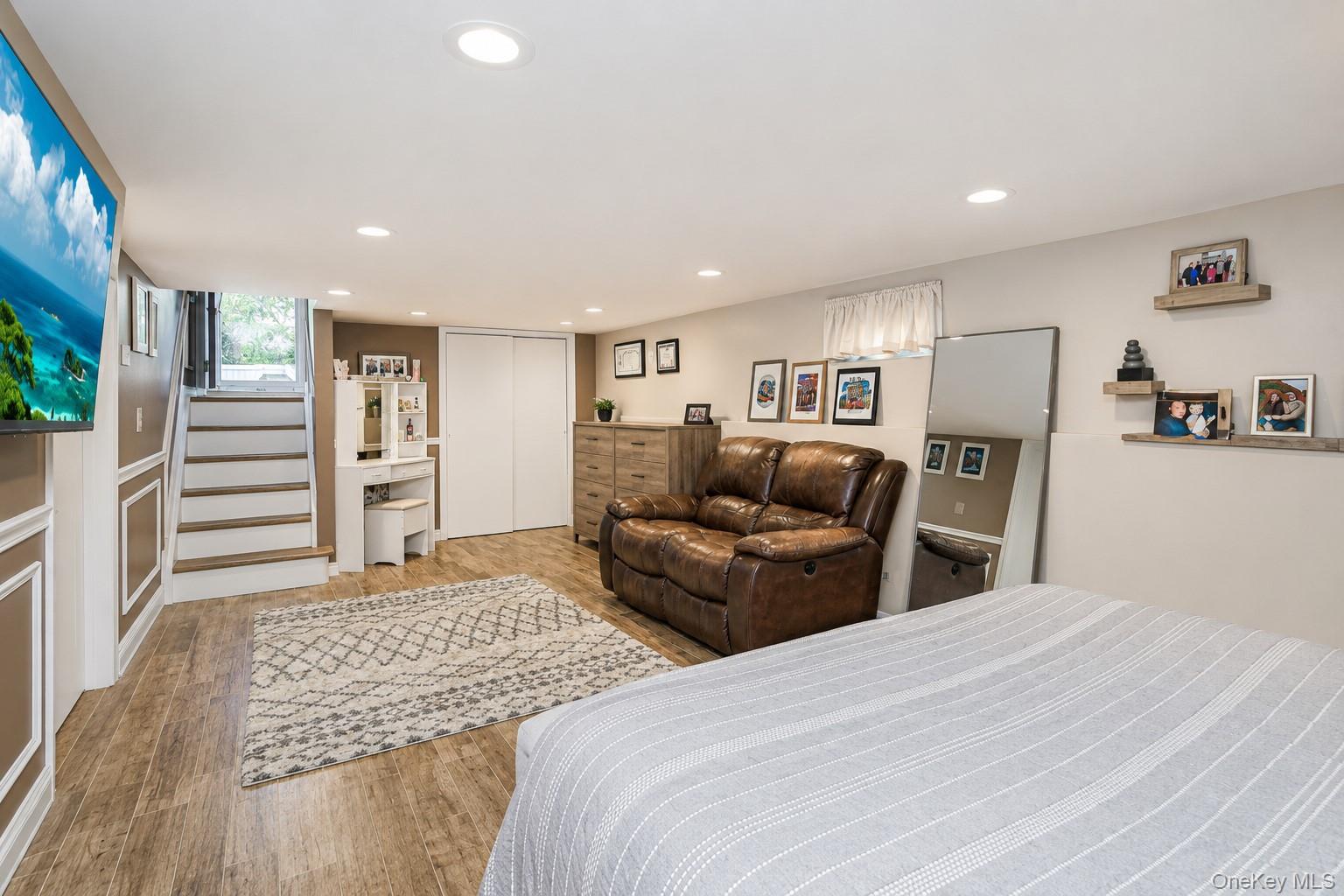 28 Weiner Street Property Photo 19