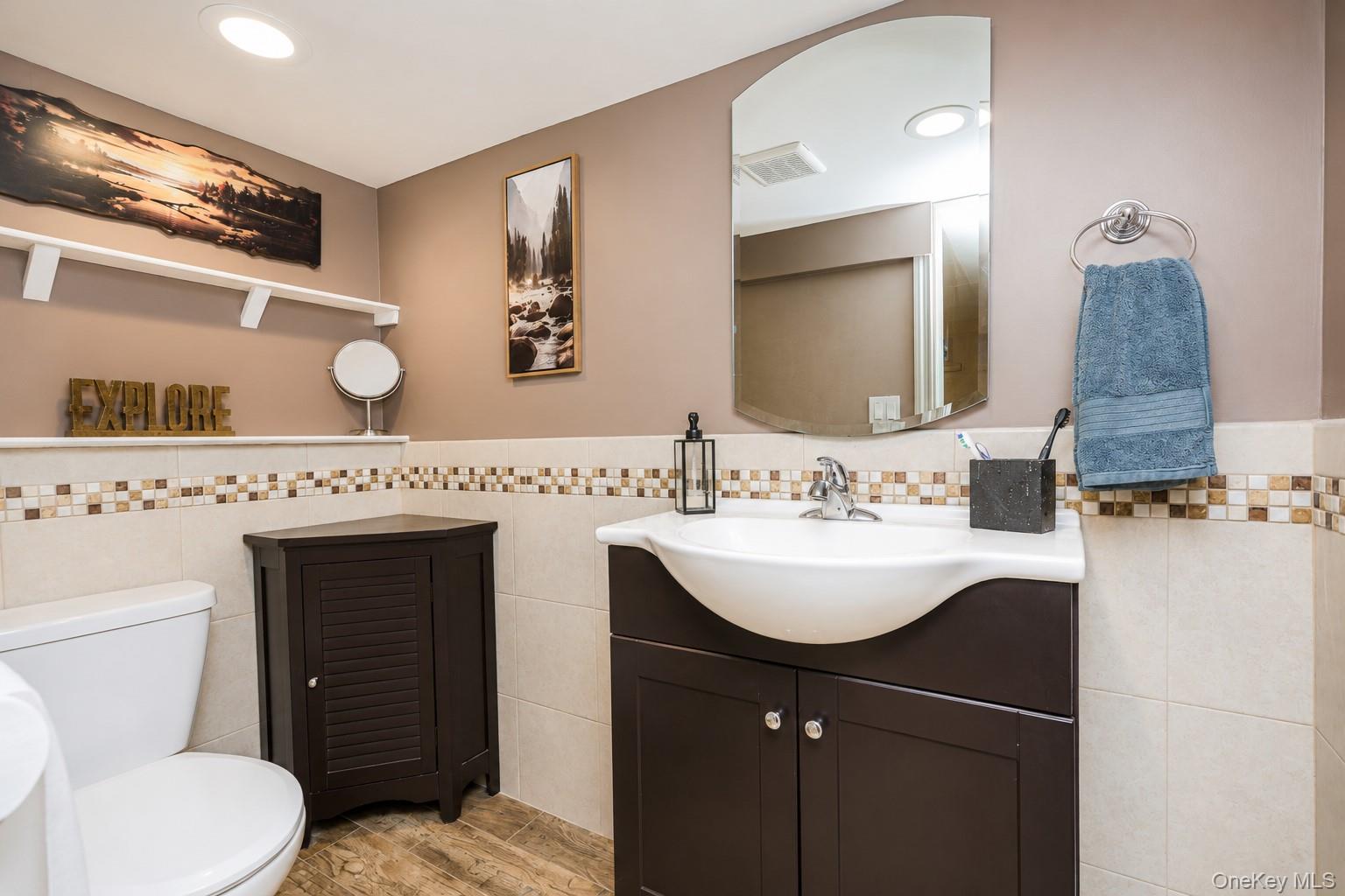 28 Weiner Street Property Photo 21