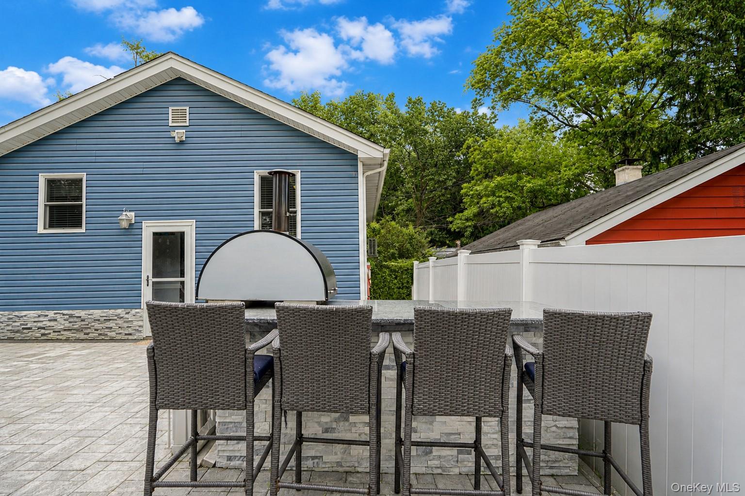 28 Weiner Street Property Photo 24